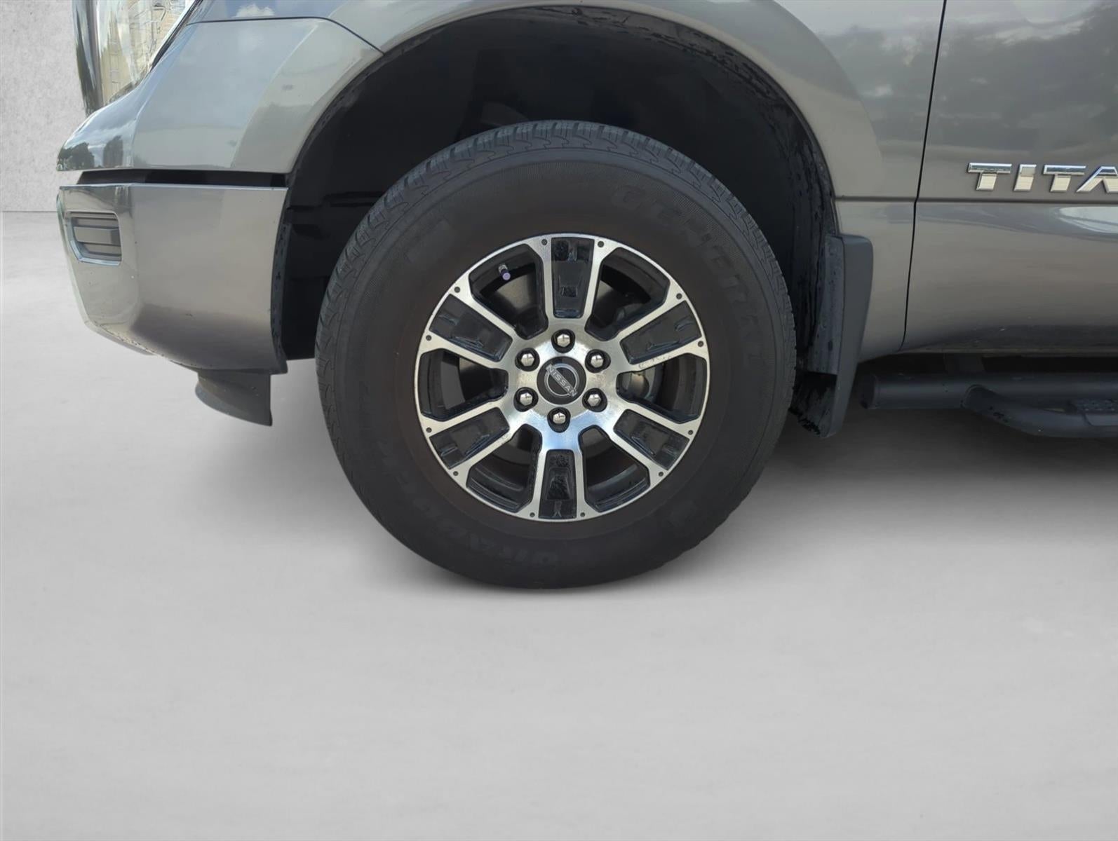 2024 Nissan Titan 4x2 Crew Cab SV