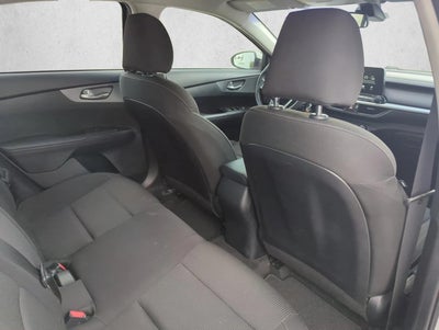 2021 Kia Forte LXS IVT