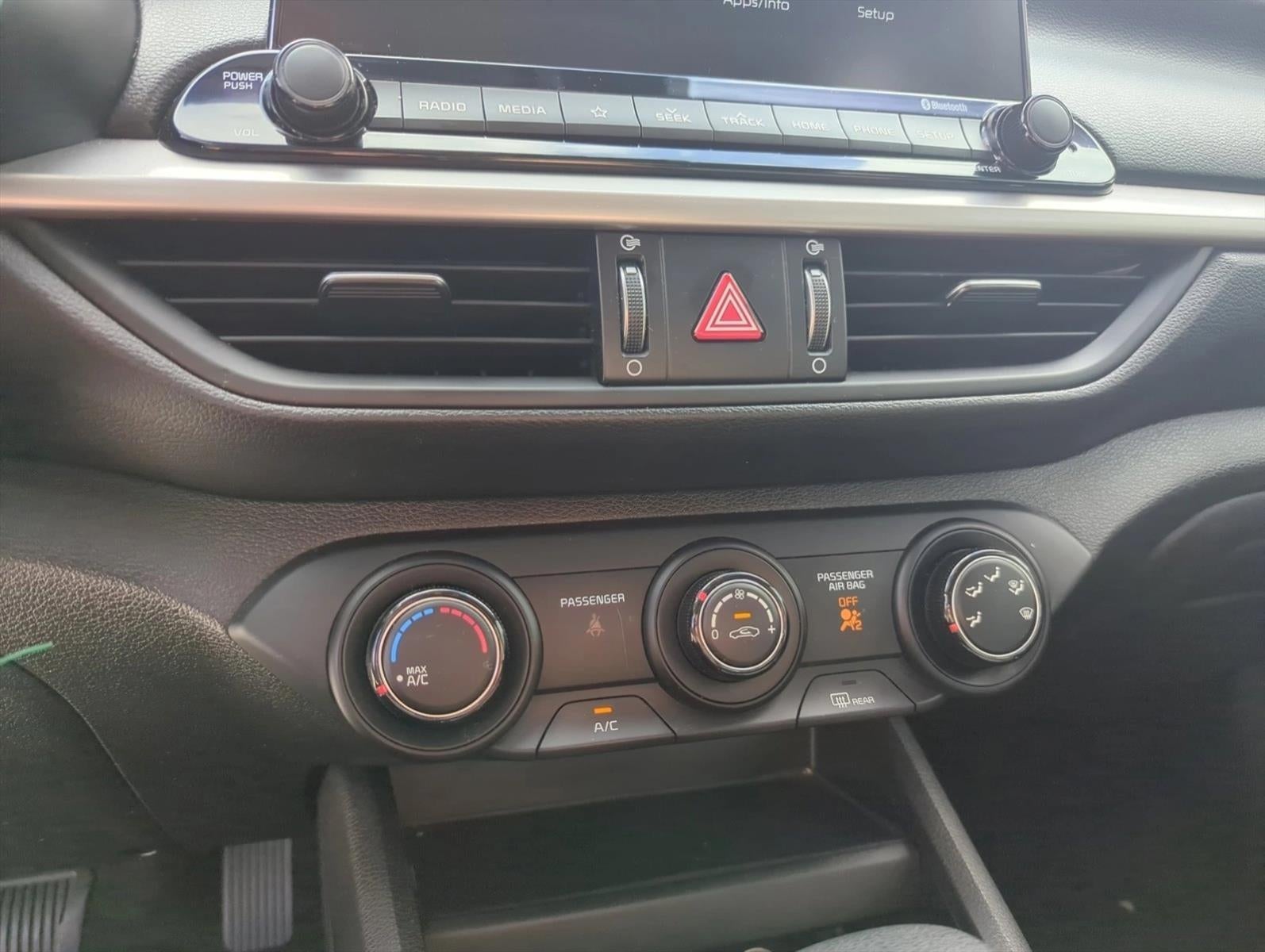 2021 Kia Forte LXS IVT