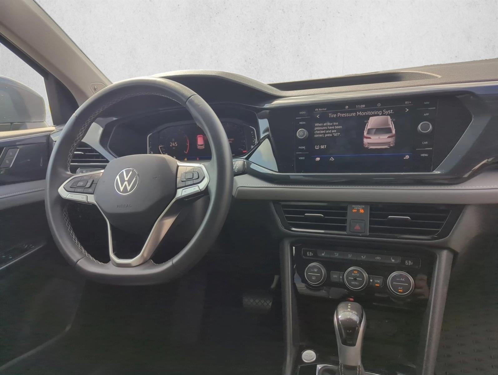 2022 Volkswagen Taos SEL 4MOTION