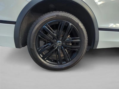 2022 Volkswagen Tiguan 2.0T SE R-Line Black FWD
