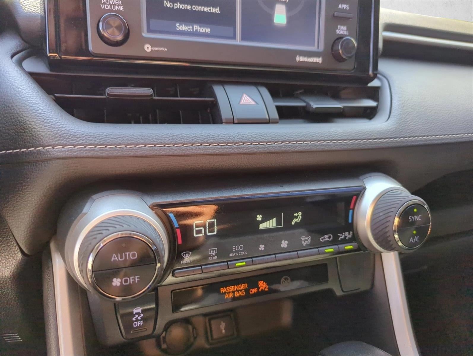 2022 Toyota RAV4 Hybrid XLE AWD (Natl)