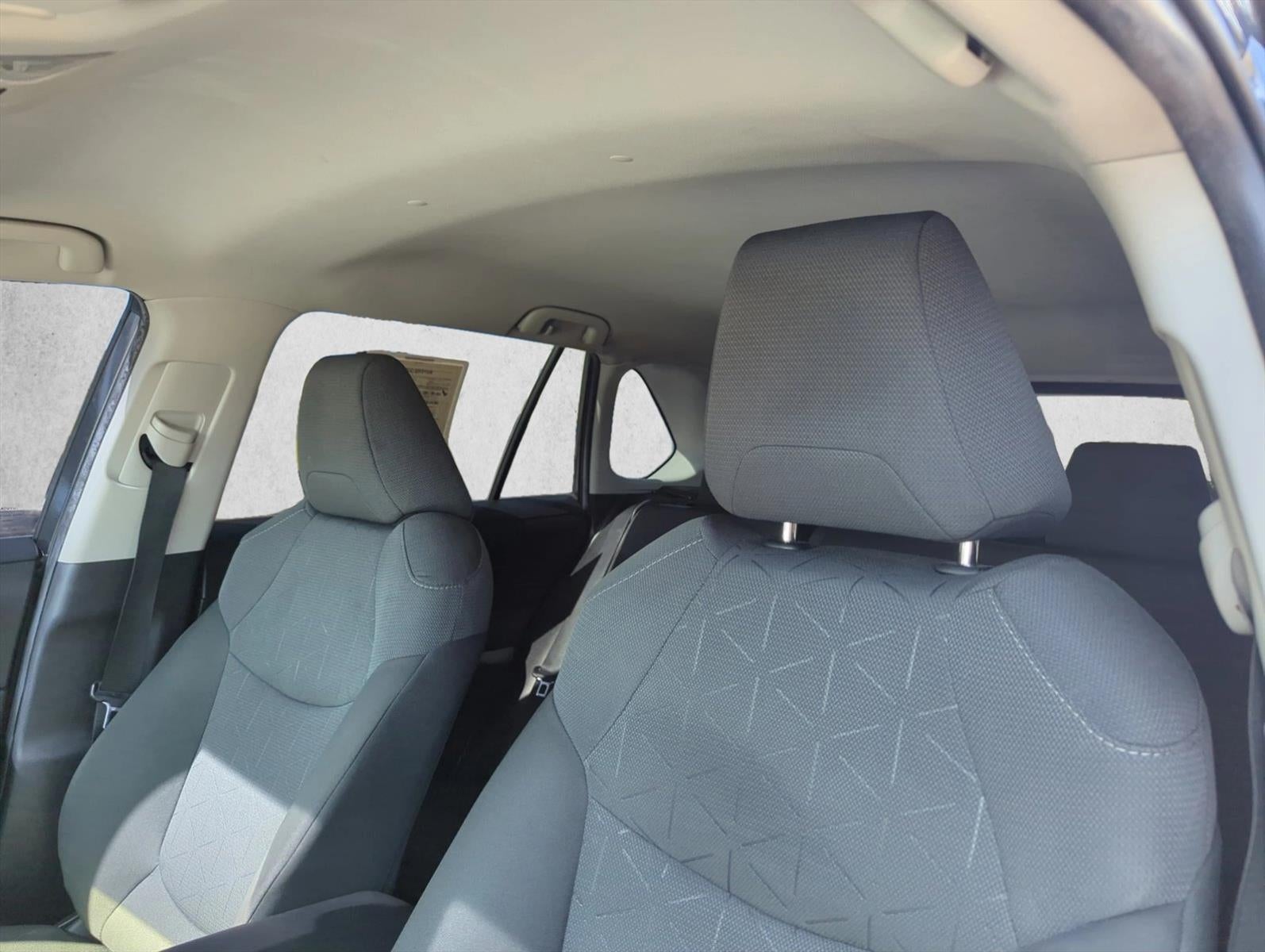 2022 Toyota RAV4 Hybrid XLE AWD (Natl)