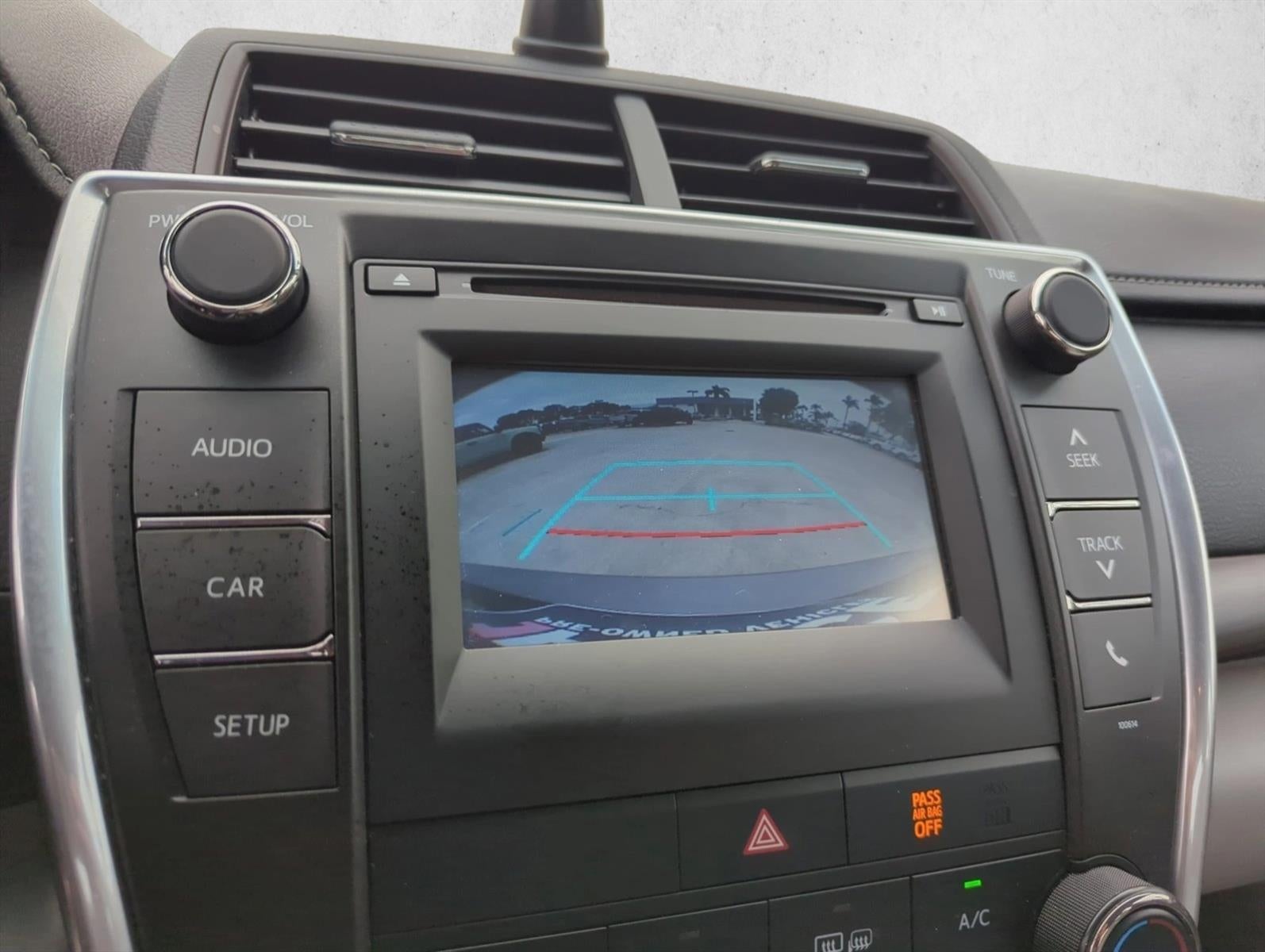 2016 Toyota Camry 4dr Sdn I4 Auto LE (SE)