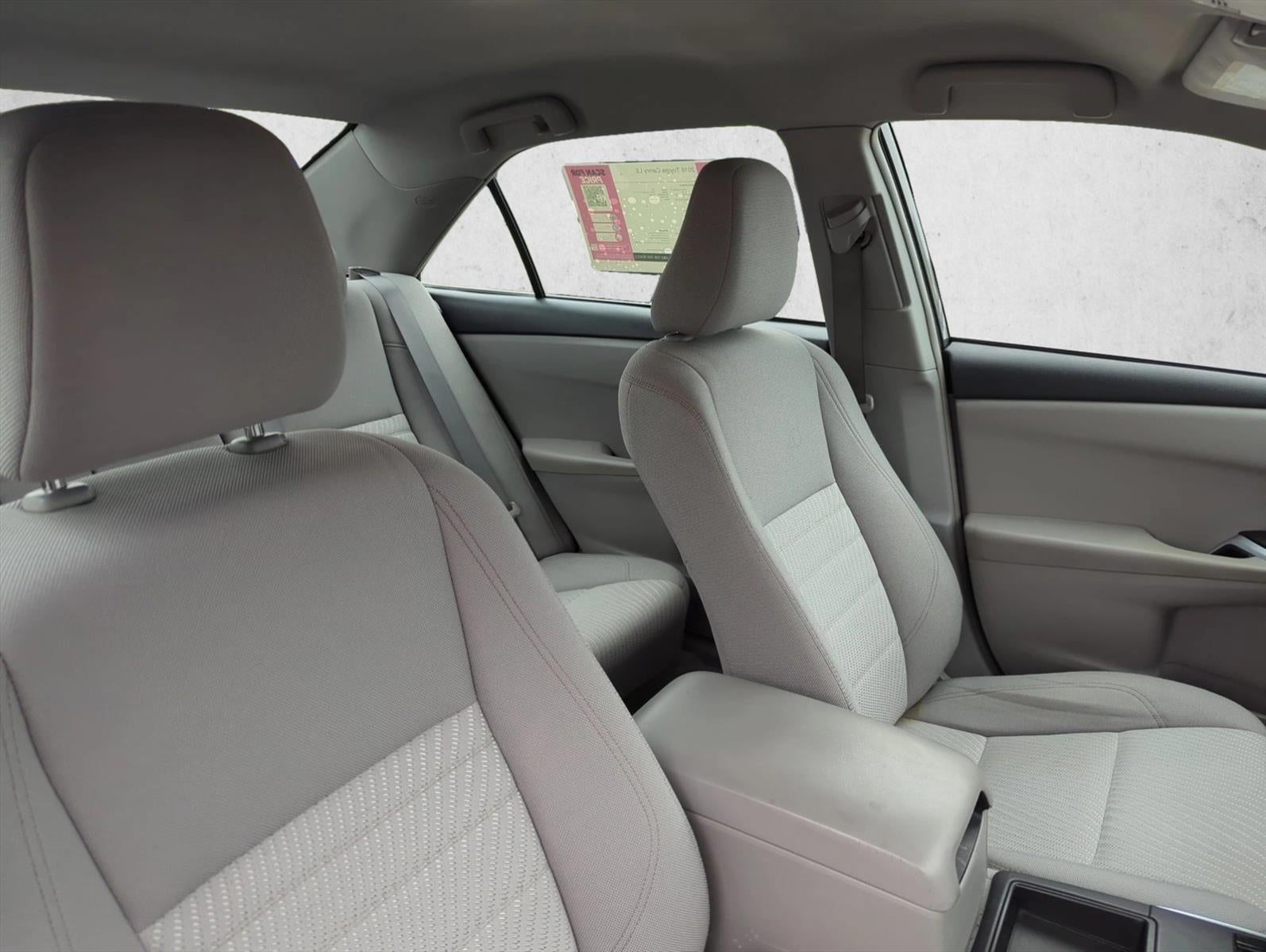 2016 Toyota Camry 4dr Sdn I4 Auto LE (SE)