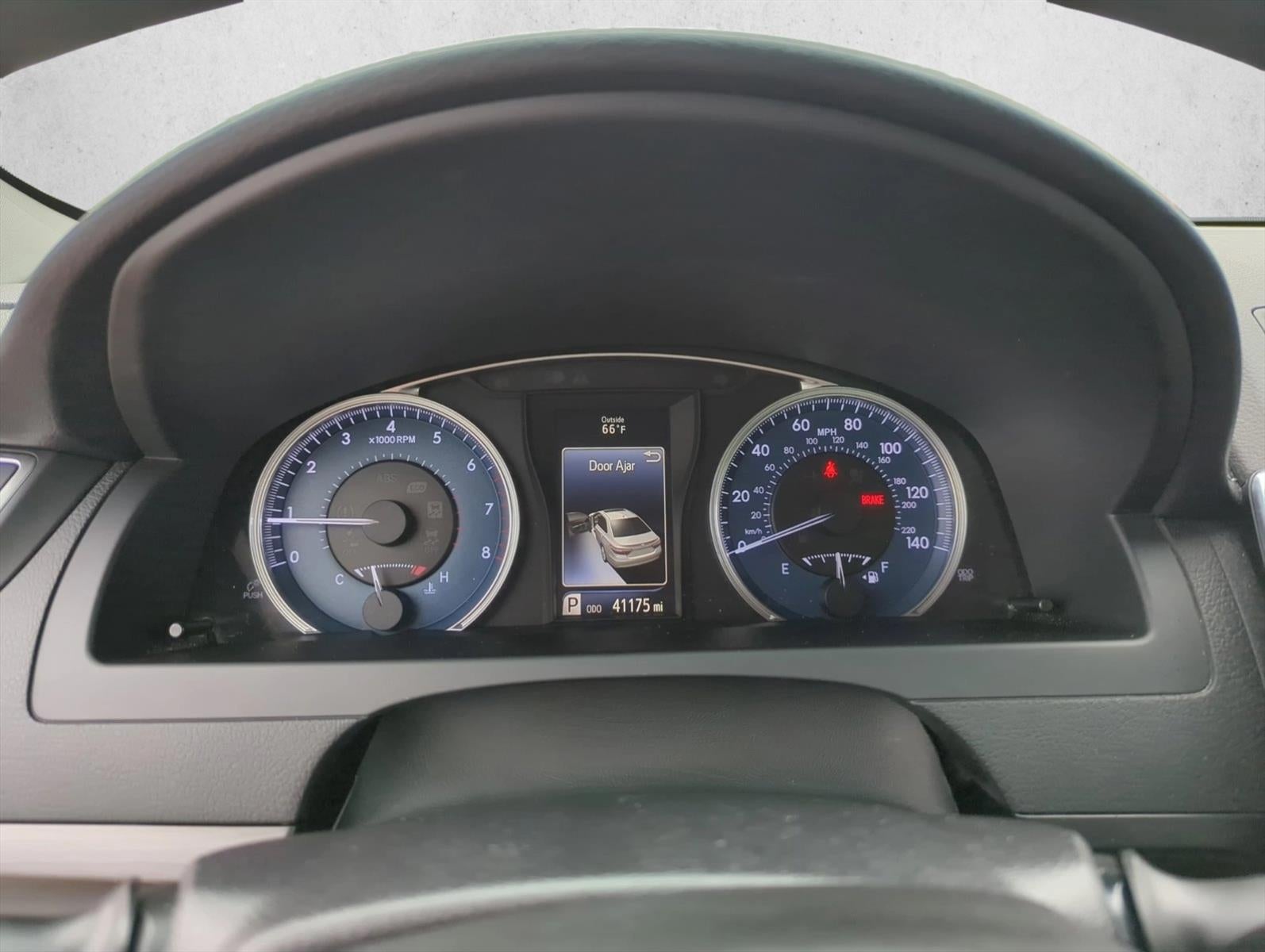 2016 Toyota Camry 4dr Sdn I4 Auto LE (SE)