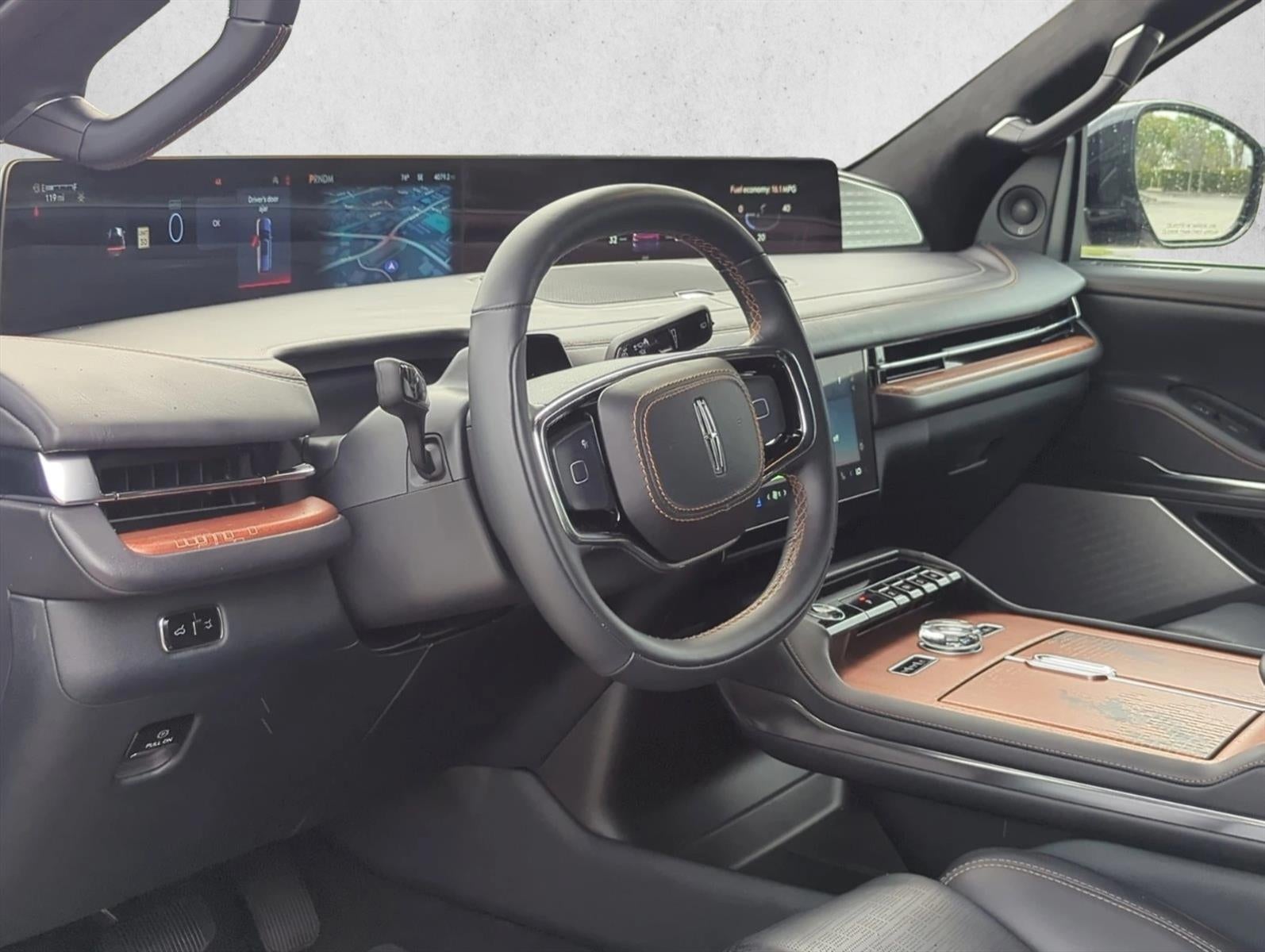 2025 Lincoln Navigator L Black Label 4x4