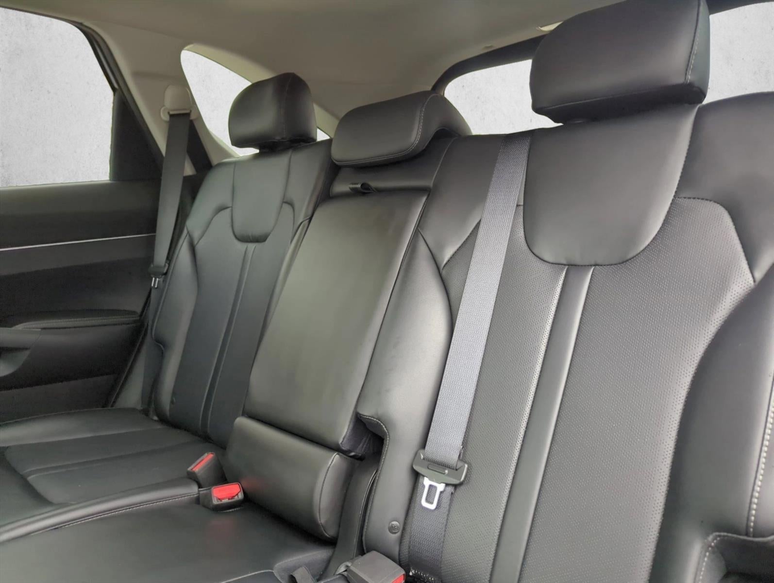 2022 Kia Sorento S FWD