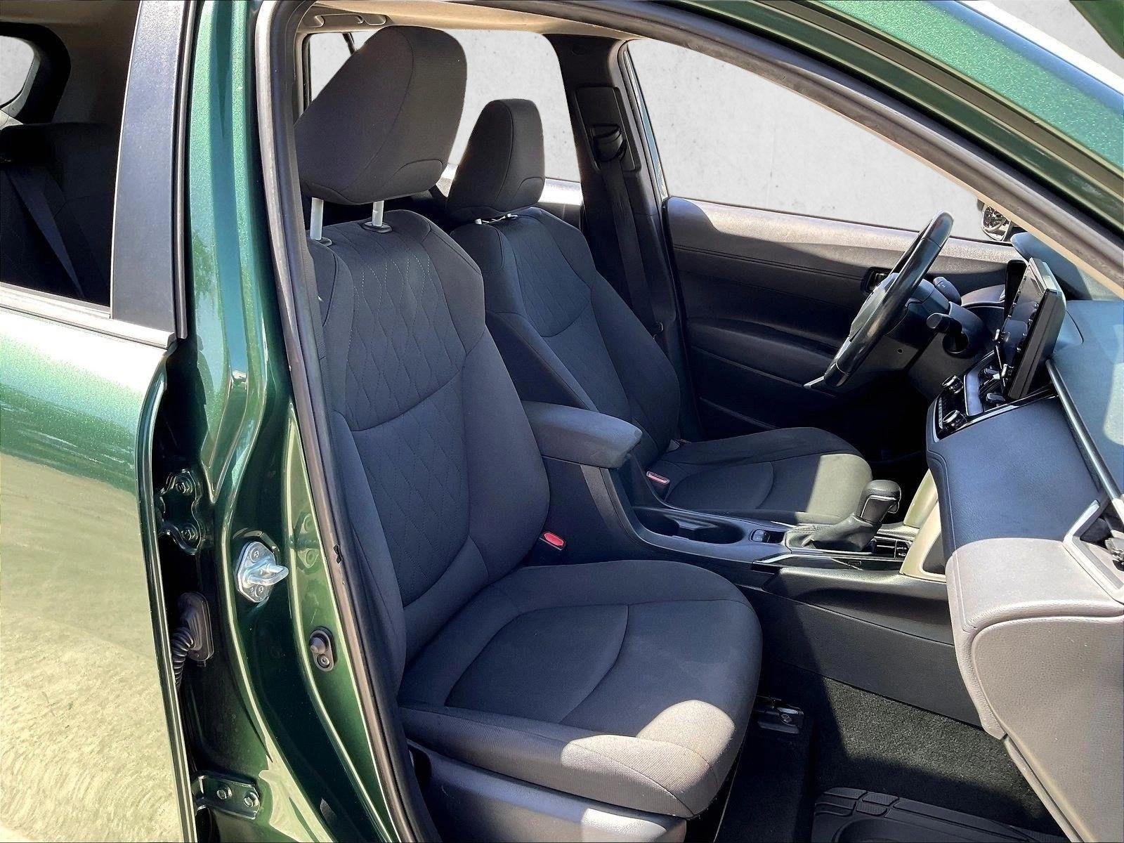 2022 Toyota Corolla Cross LE 2WD (Natl)