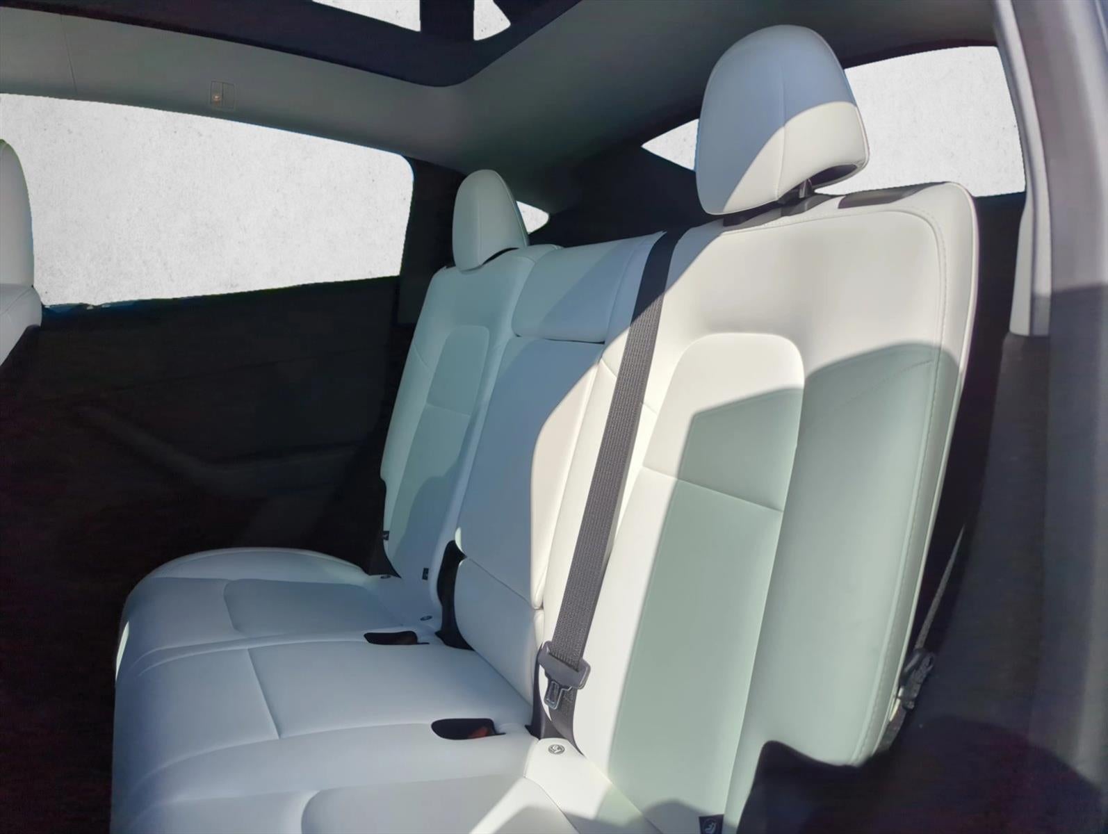 2025 Tesla Model Y Performance AWD *Ltd Avail*