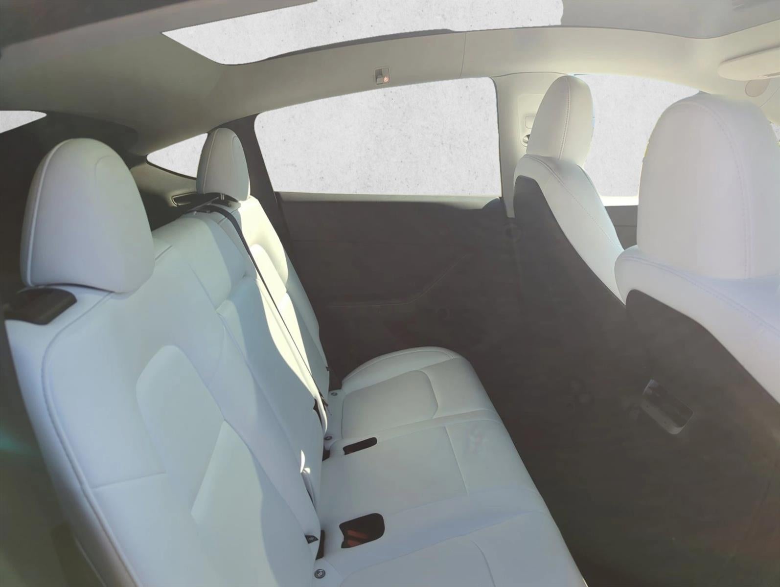 2025 Tesla Model Y Performance AWD *Ltd Avail*