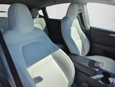 2025 Tesla Model Y Performance AWD *Ltd Avail*