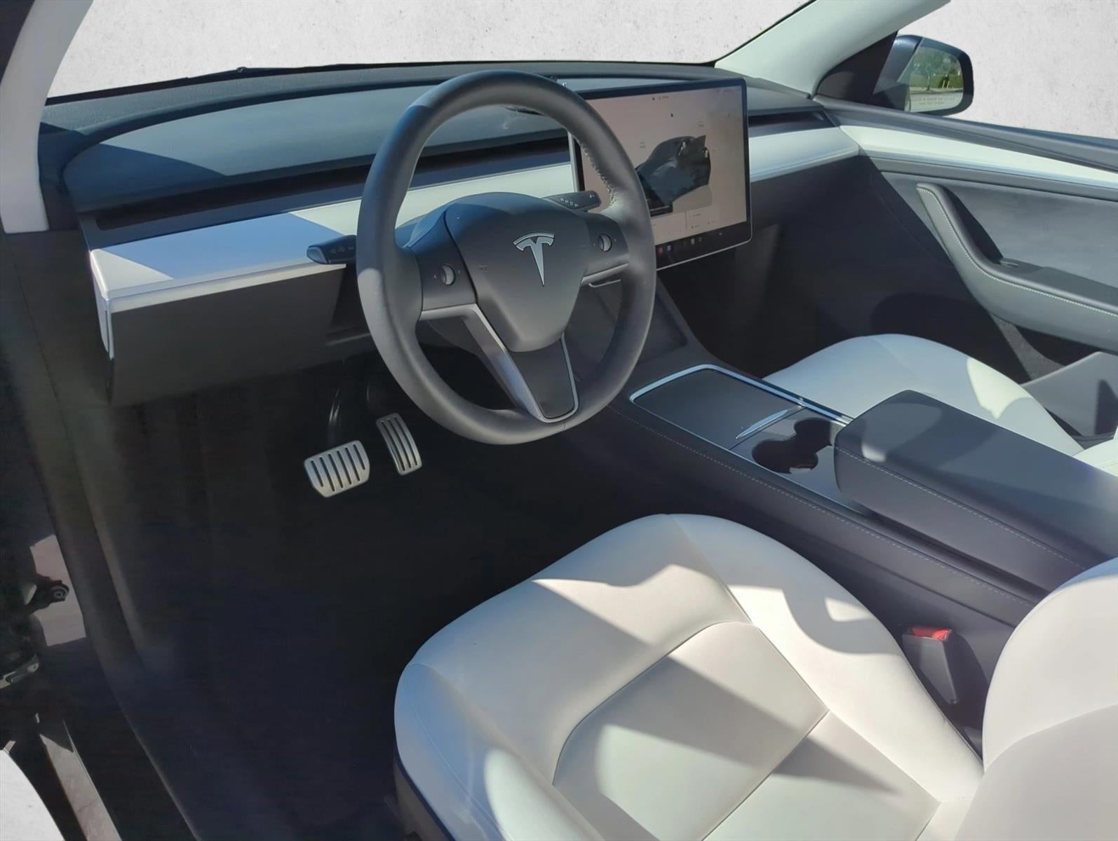 2025 Tesla Model Y Performance AWD *Ltd Avail*