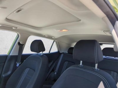 2023 Hyundai VENUE SEL IVT
