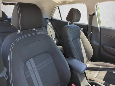 2023 Hyundai VENUE SEL IVT