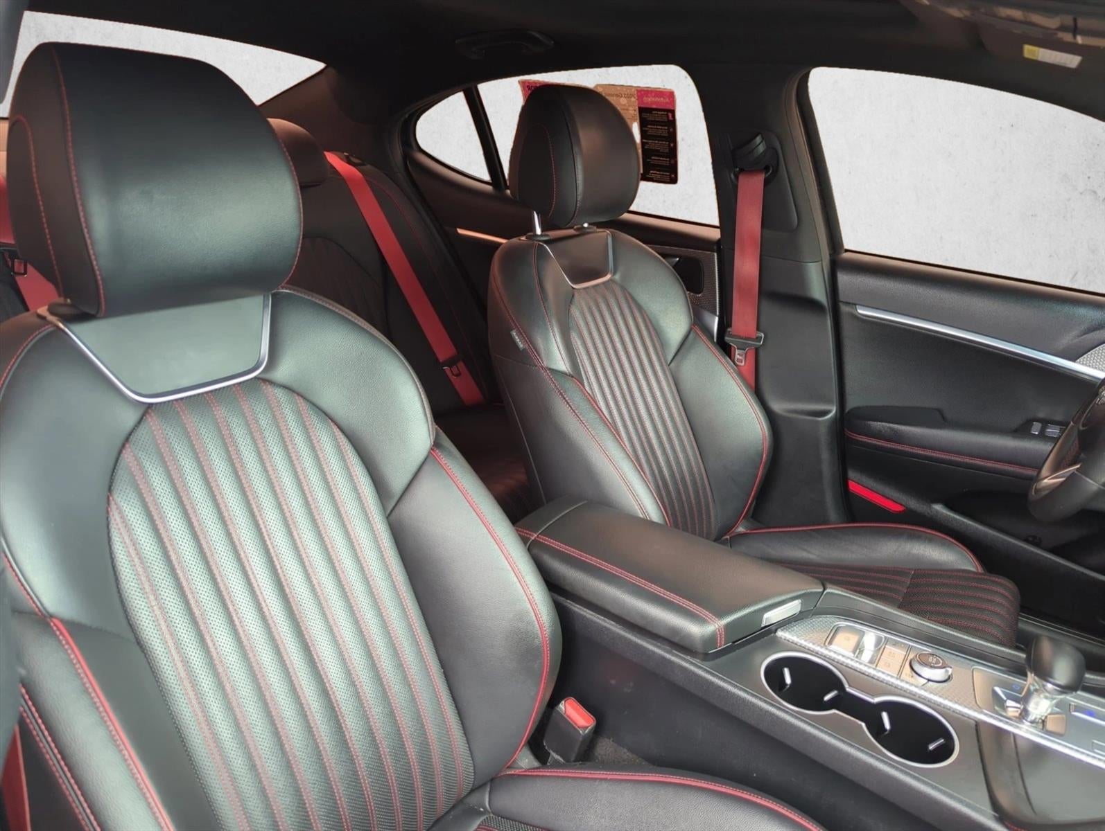 2023 Genesis G70 2.0T RWD