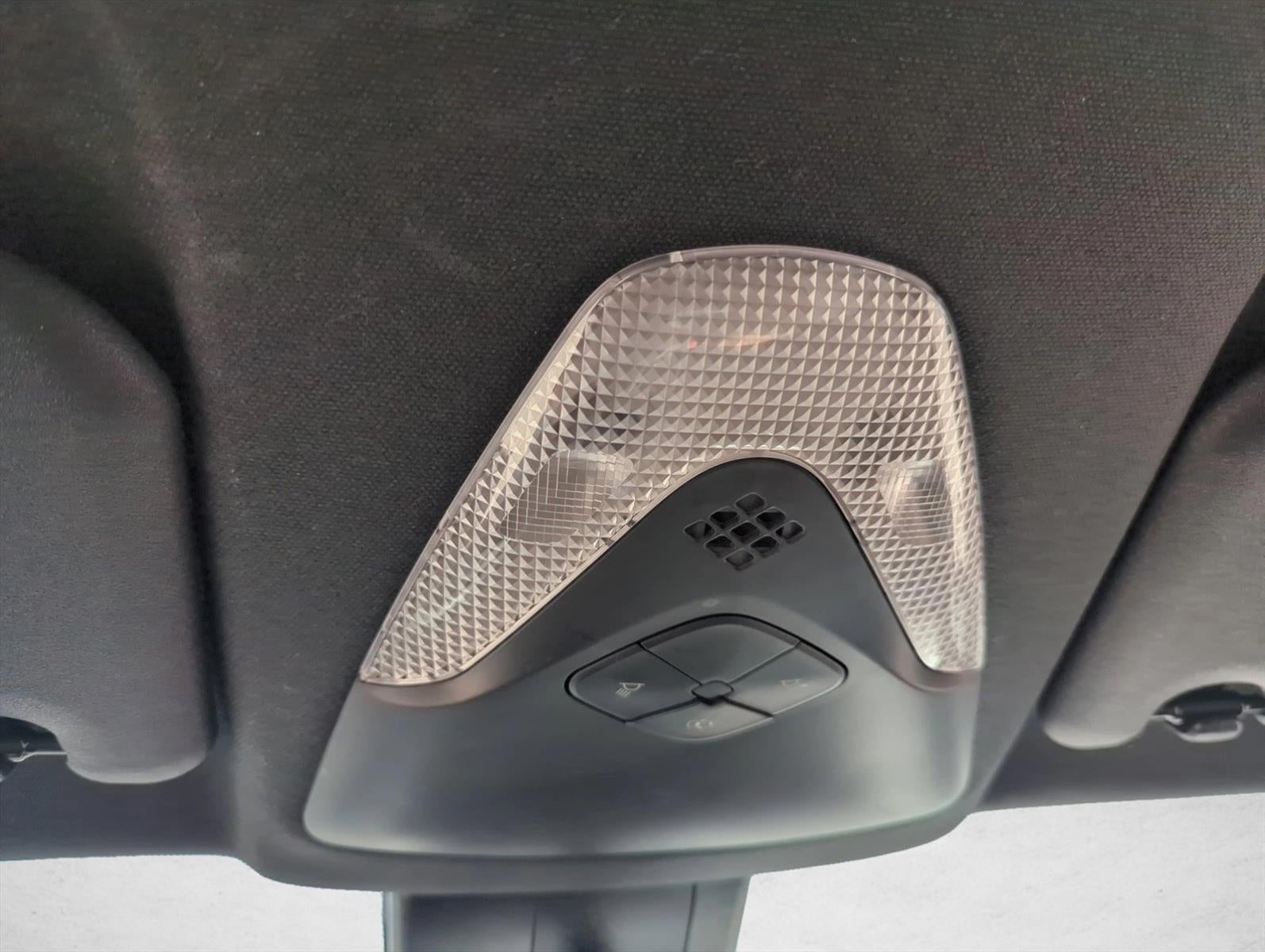 2019 Toyota C-HR LE FWD (Natl)