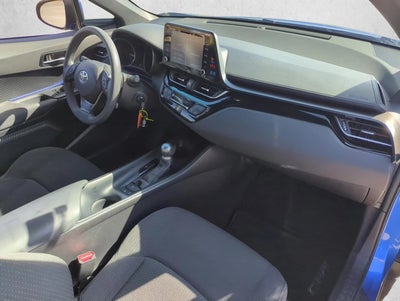 2019 Toyota C-HR LE FWD (Natl)