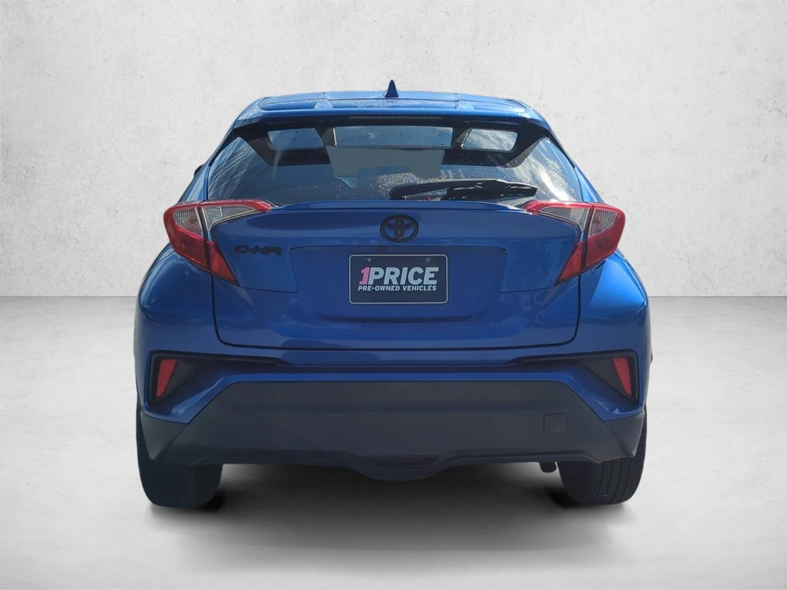 2019 Toyota C-HR LE FWD (Natl)