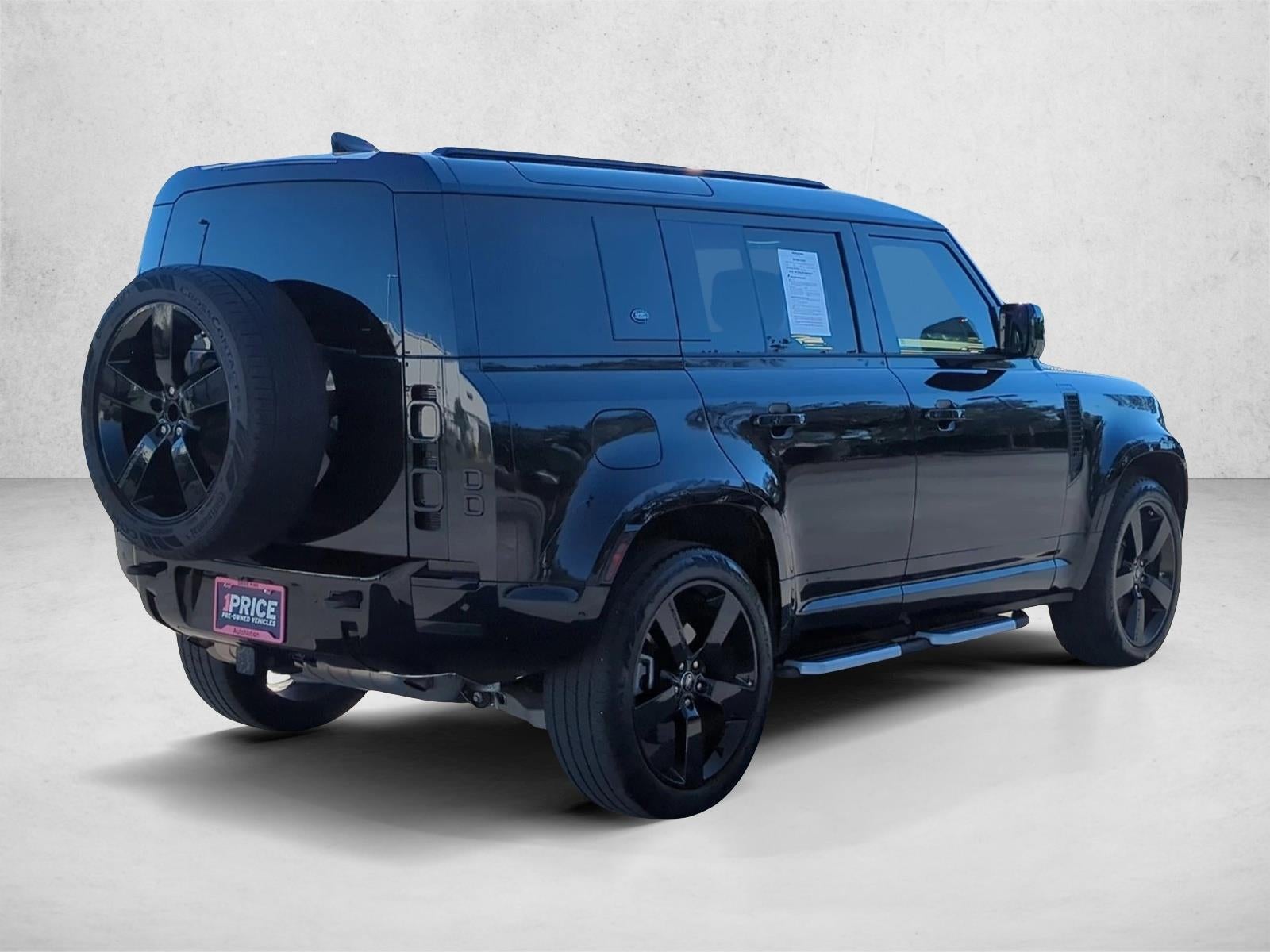 2024 Land Rover Defender 110 P400 X-Dynamic SE