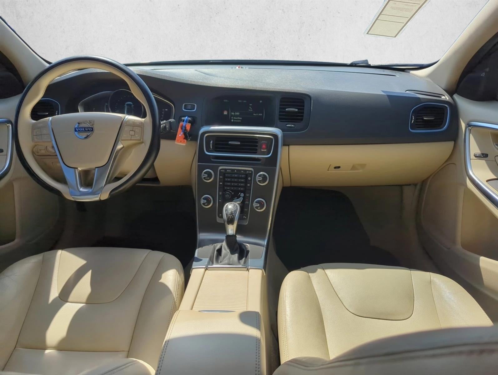 2015 Volvo S60 2015.5 4dr Sdn T5 Drive-E Premier FWD