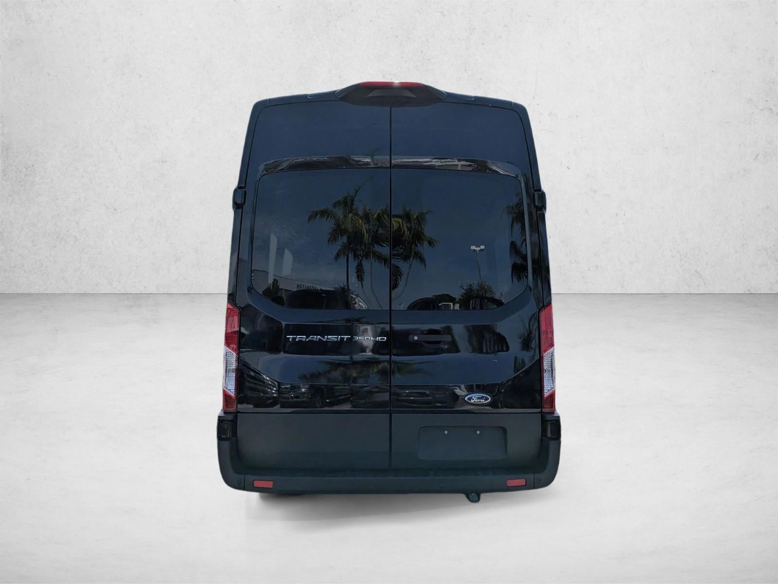 2025 Ford Transit Passenger Wagon T-350 HD 148" EL High Roof XL DRW RWD