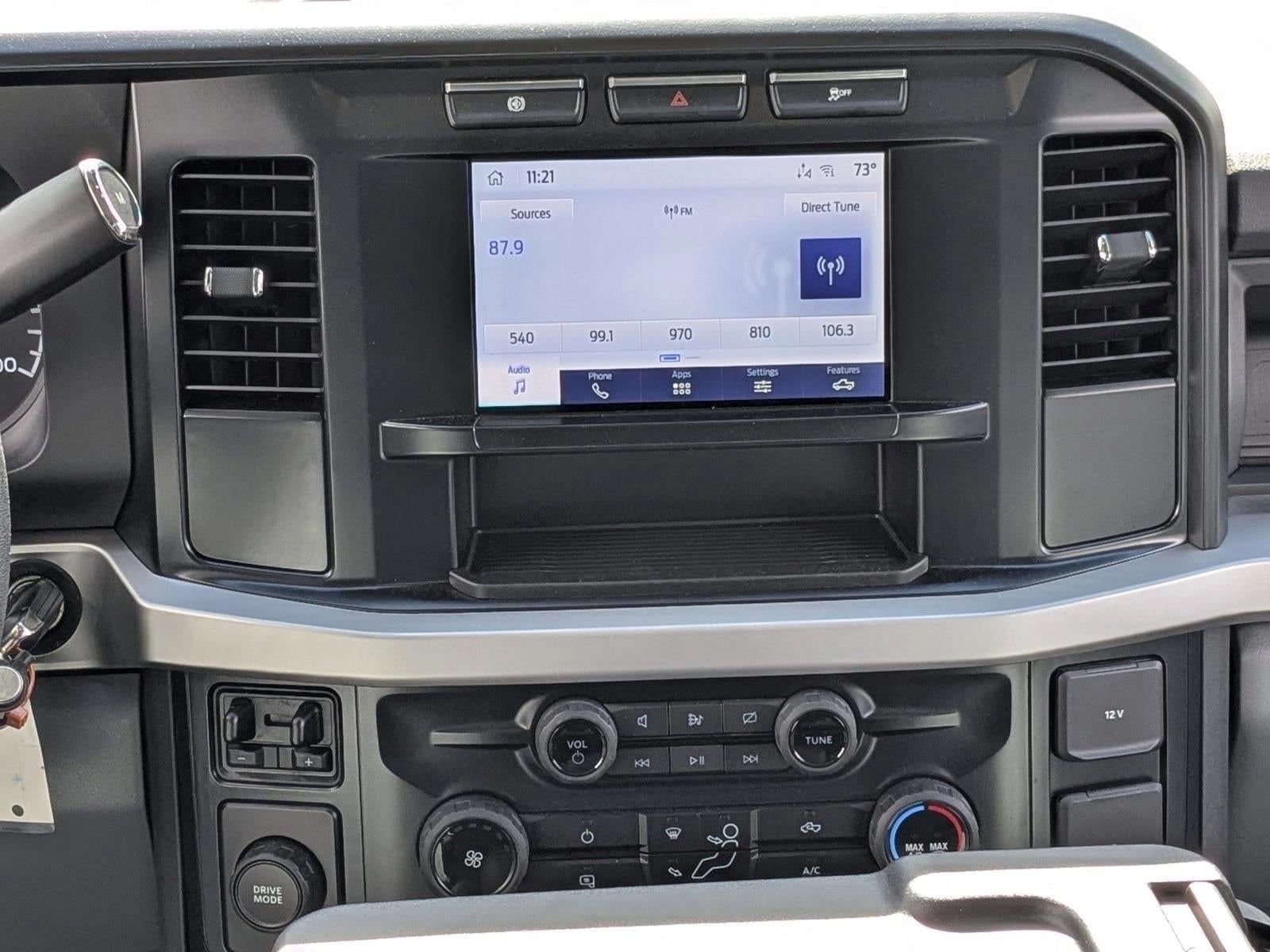 2024 Ford Super Duty F-350 DRW XL 2WD Crew Cab 179" WB 60" CA