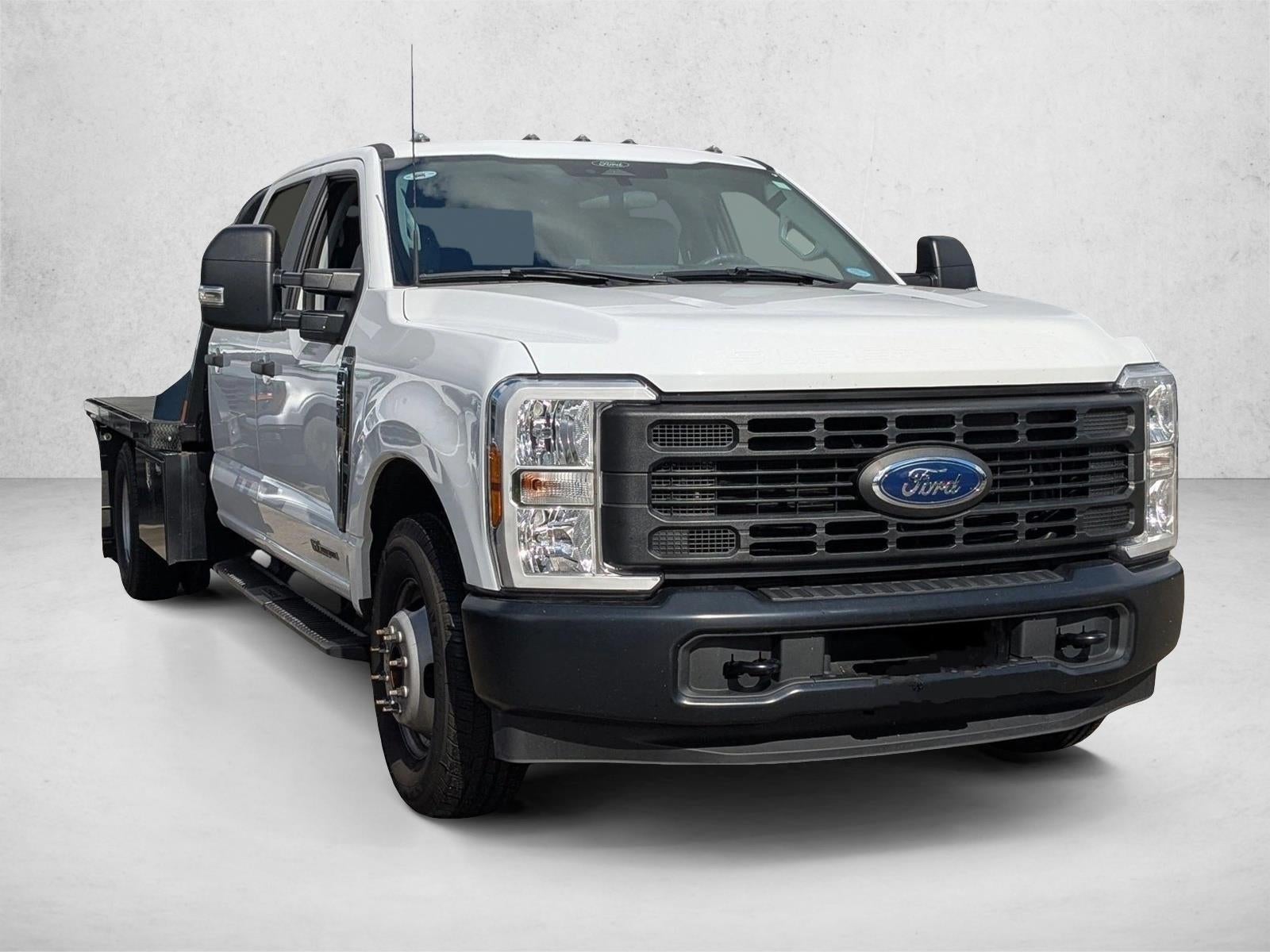 2024 Ford Super Duty F-350 DRW XL 2WD Crew Cab 179" WB 60" CA
