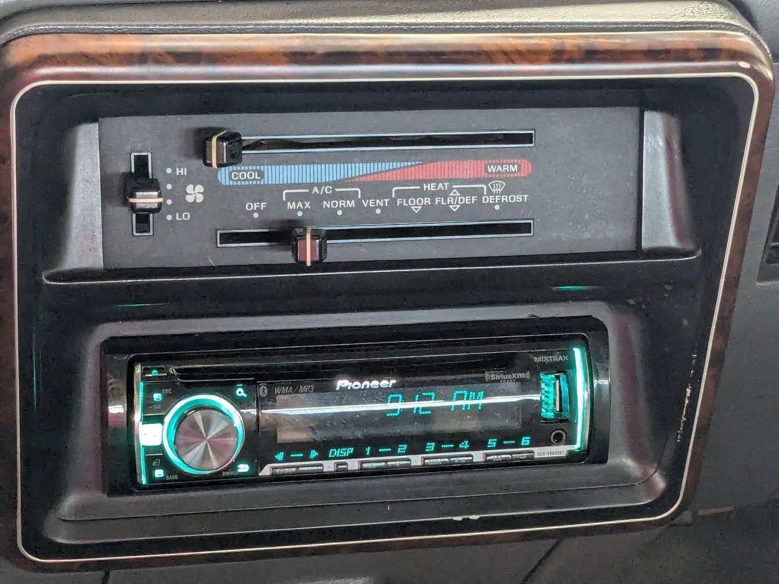 1990 Ford Bronco Base