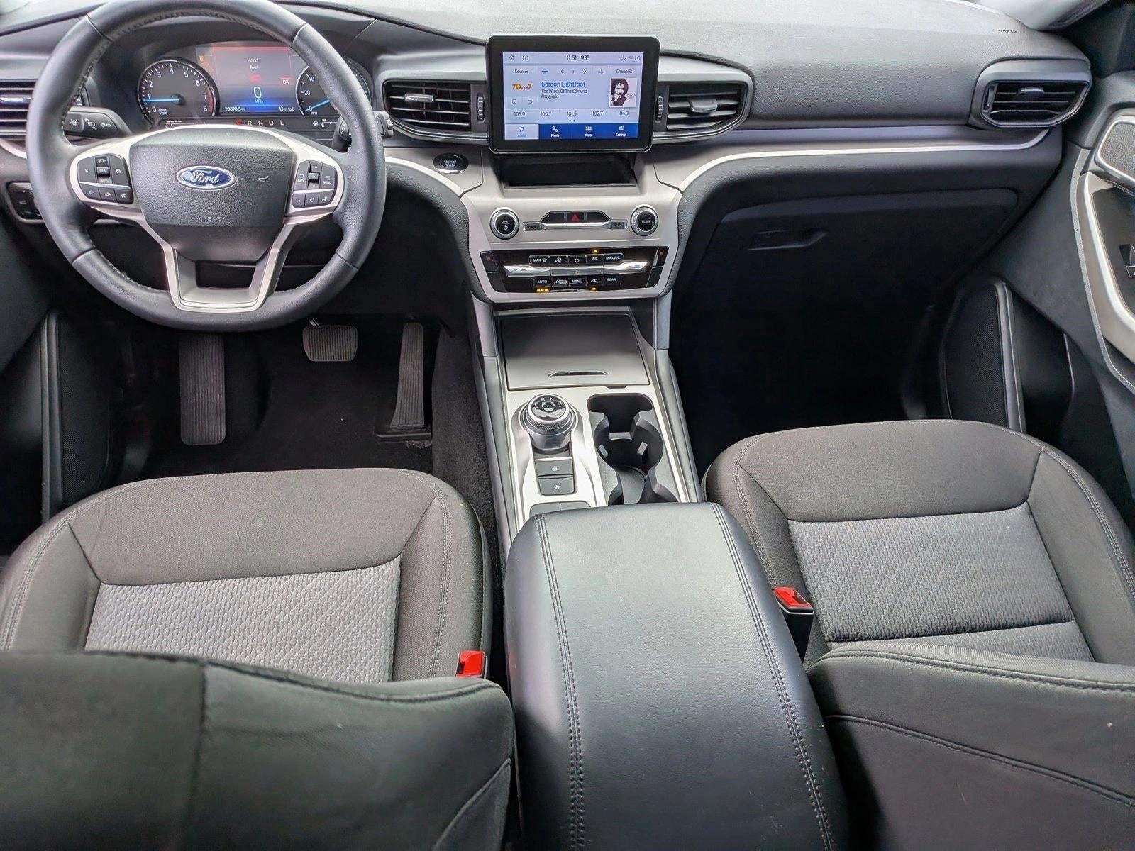2023 Ford Explorer XLT RWD