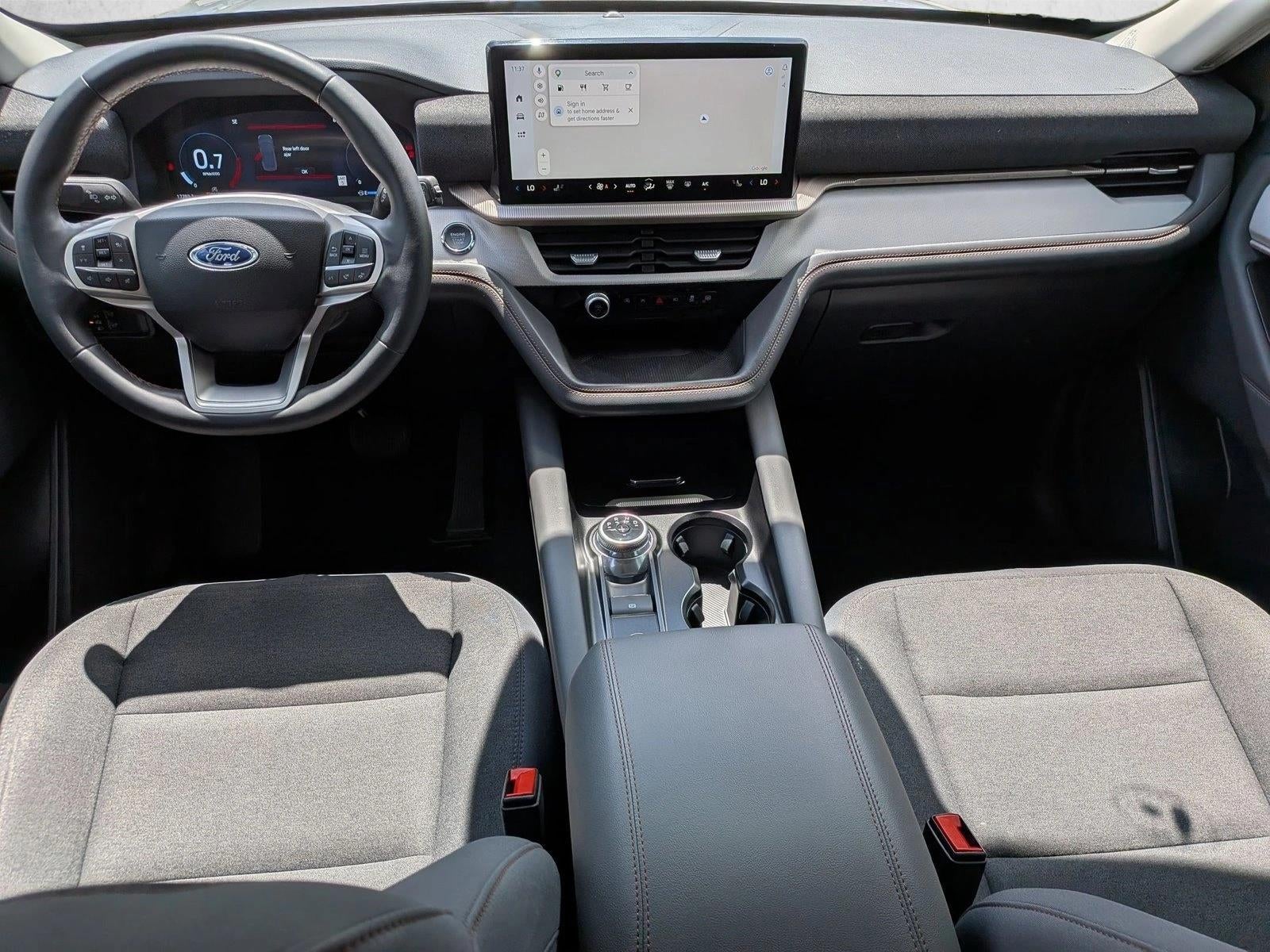 2025 Ford Explorer Active RWD