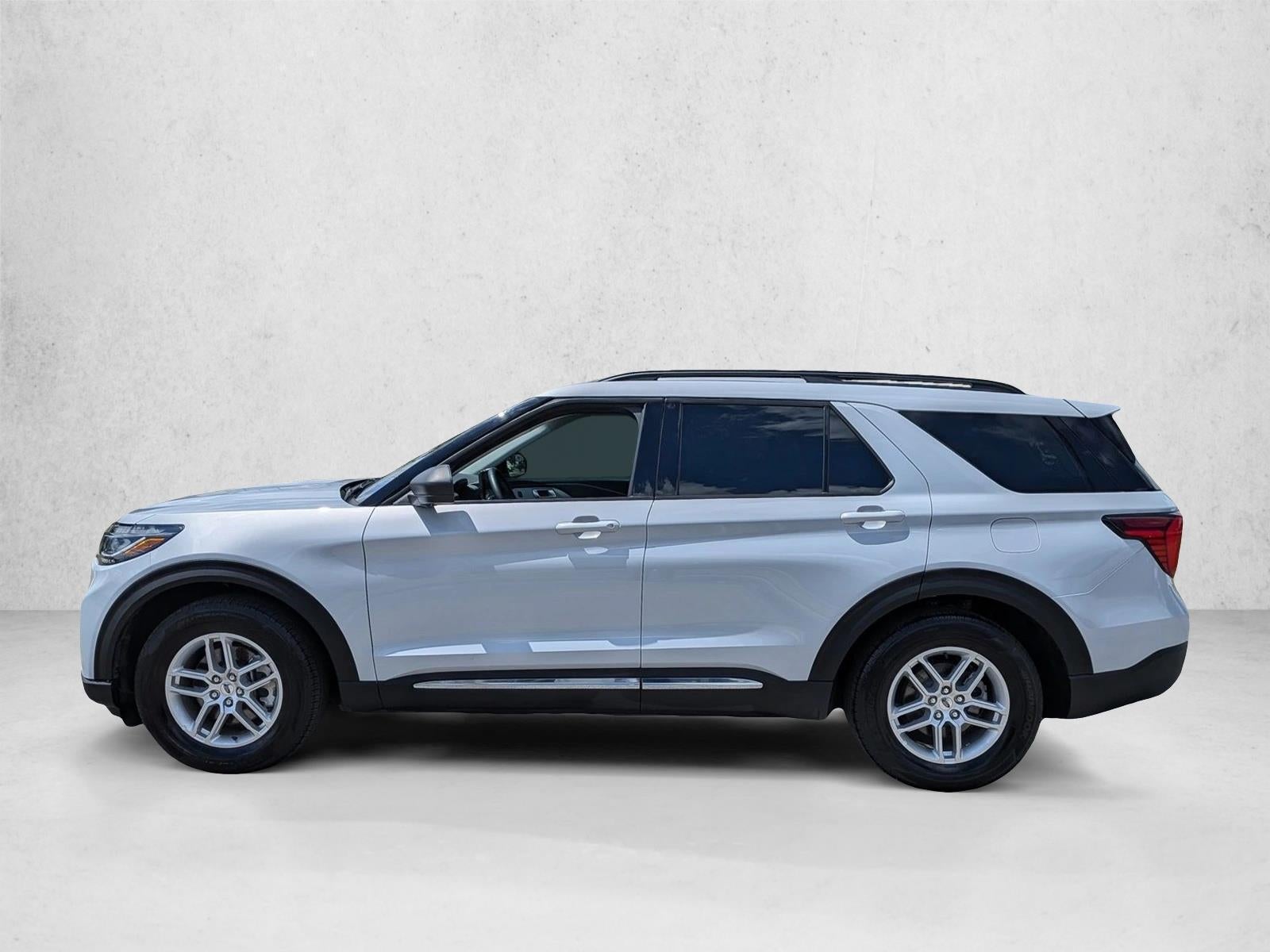 2025 Ford Explorer Active RWD