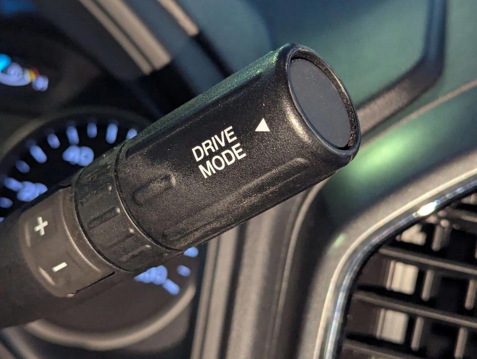 2022 Ford Super Duty F-250 SRW XLT 4WD Crew Cab 6.75' Box