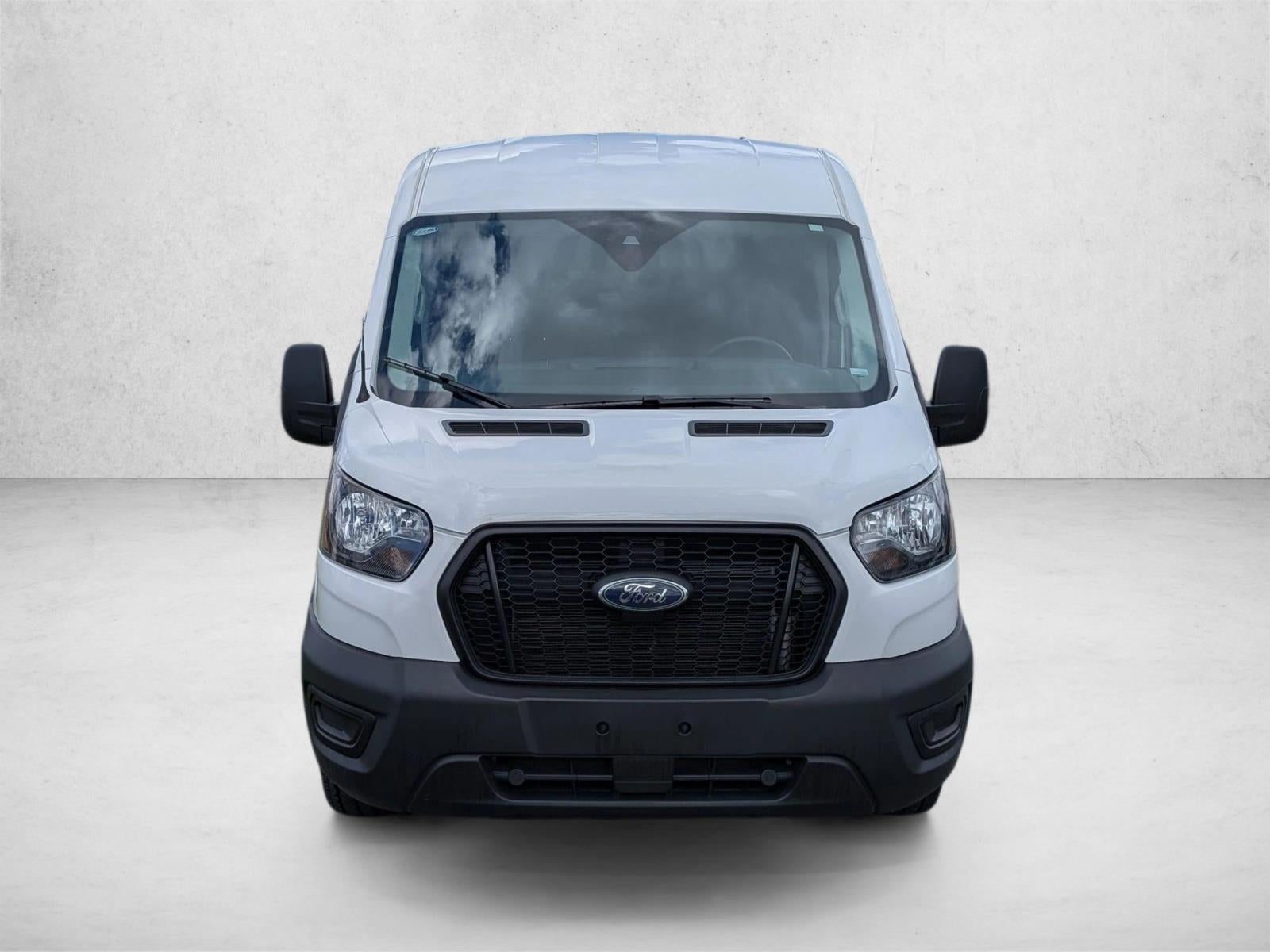 2024 Ford Transit Cargo Van T-250 148" Med Rf 9070 GVWR RWD