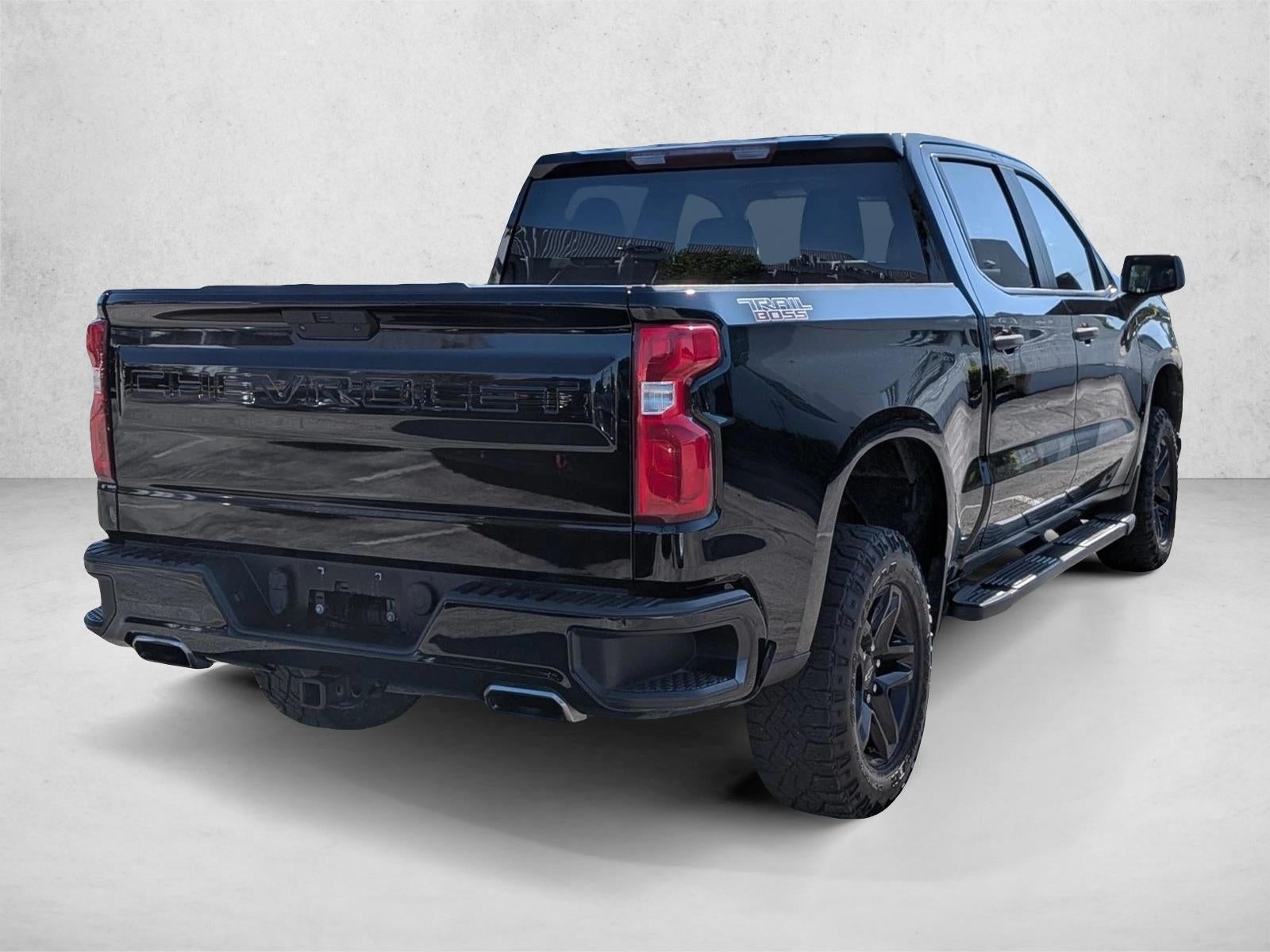 2021 Chevrolet Silverado 1500 Crew Cab Short Box 4-Wheel Drive Custom Trail Boss