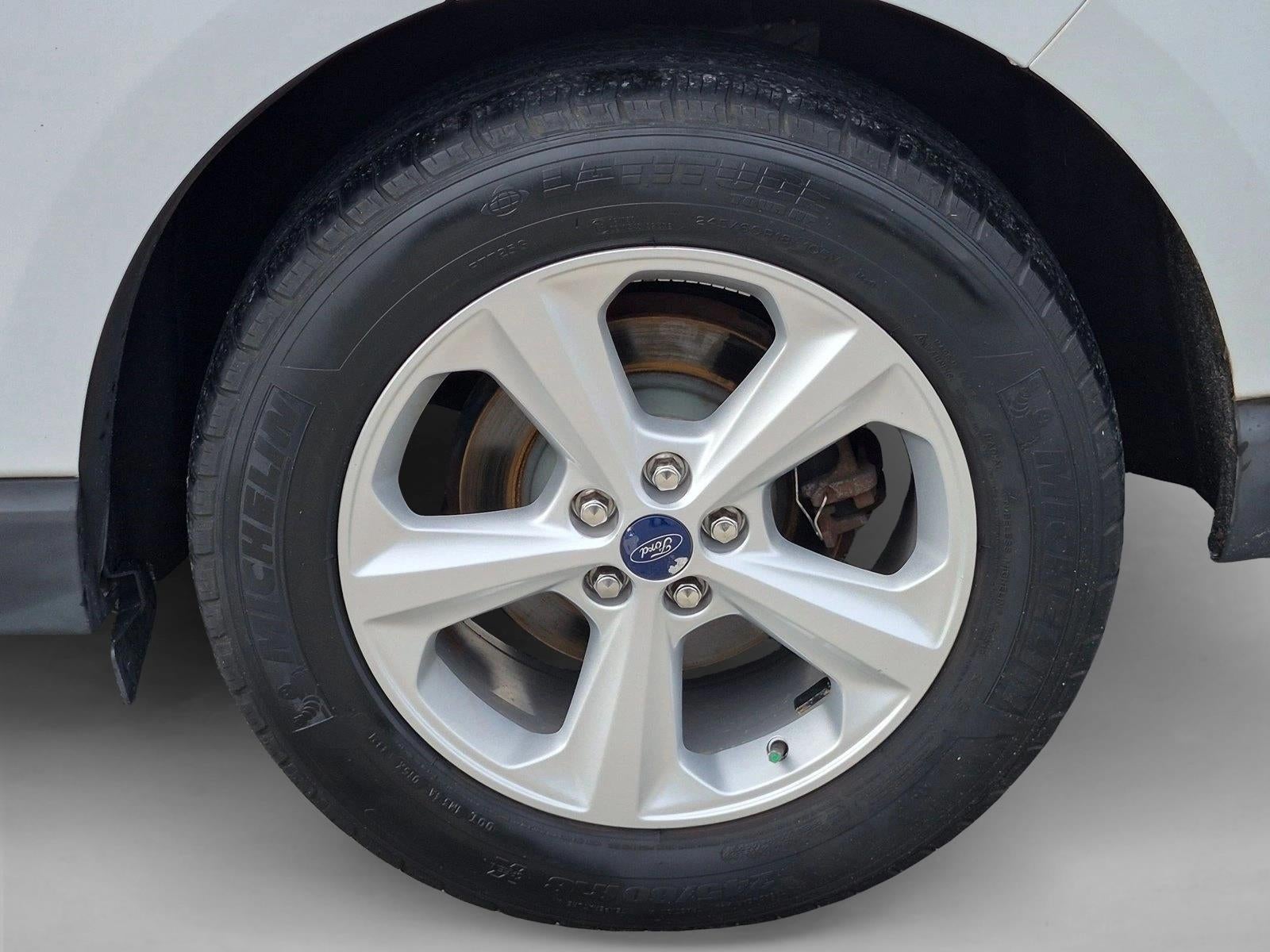 2015 Ford Edge 4dr SE FWD