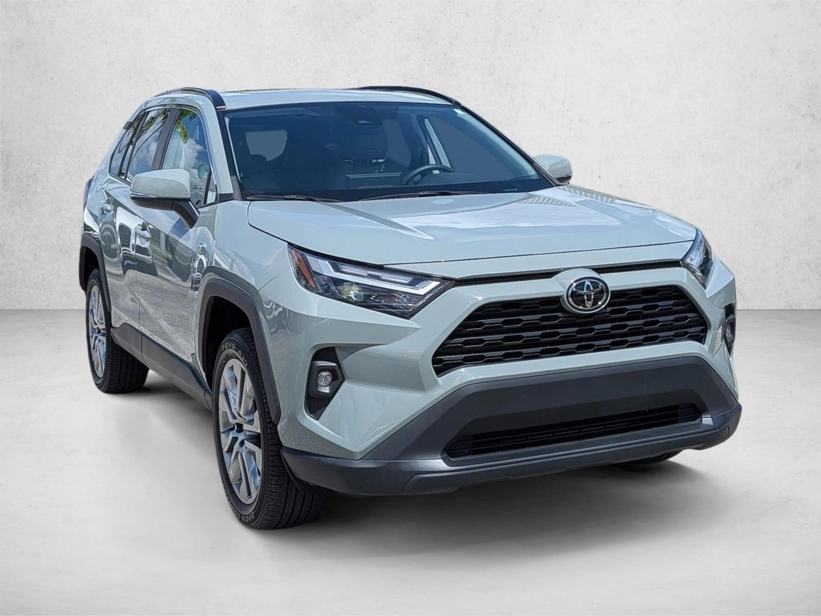 2023 Toyota RAV4 XLE Premium FWD (Natl)