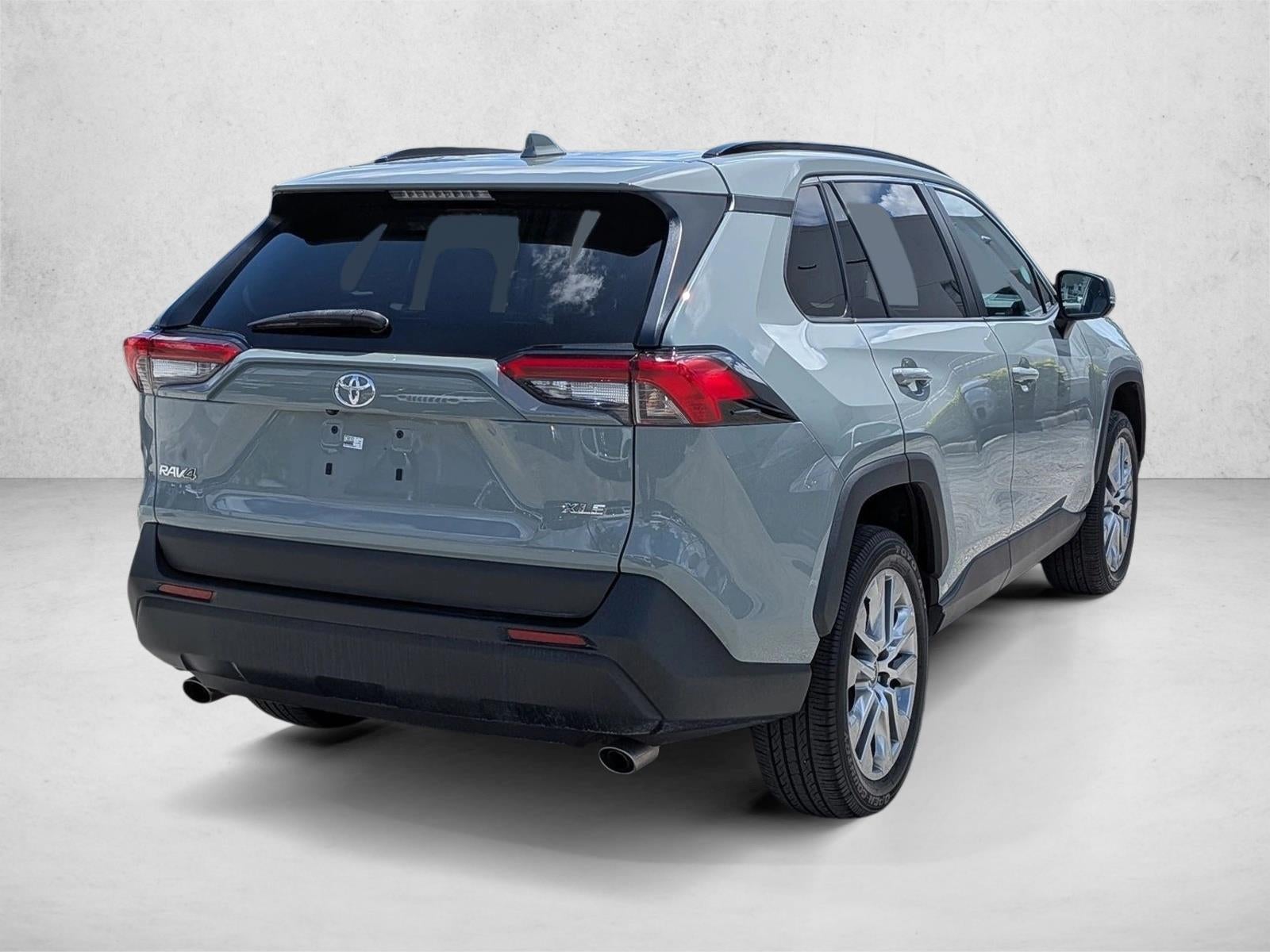 2023 Toyota RAV4 XLE Premium FWD (Natl)