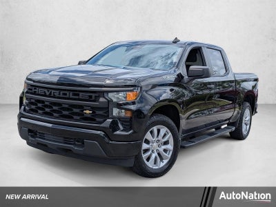2022 Chevrolet Silverado 1500 Crew Cab Short Box 2-Wheel Drive Custom