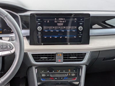 2025 Volkswagen Taos SE FWD