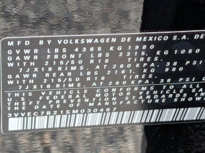 2025 Volkswagen Taos SE FWD