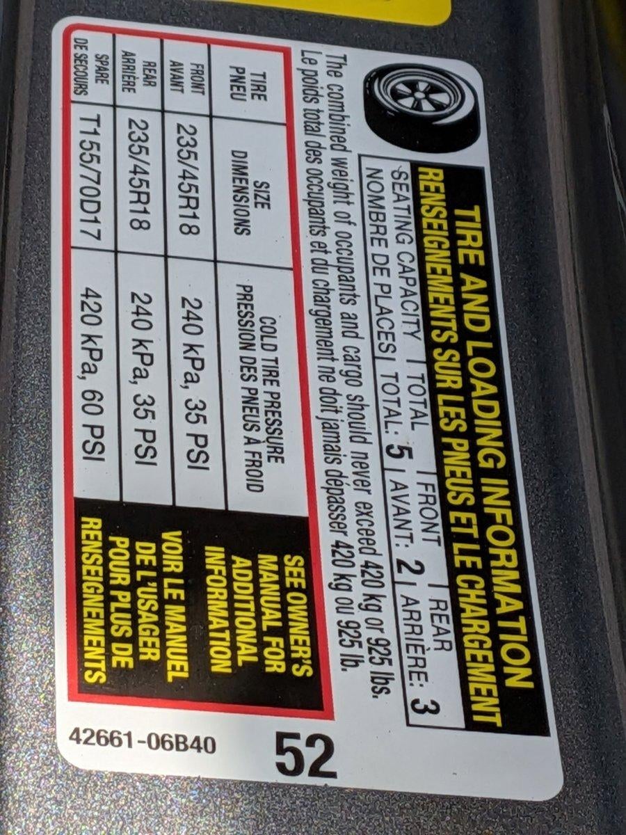 2025 Toyota Camry SE (SE)