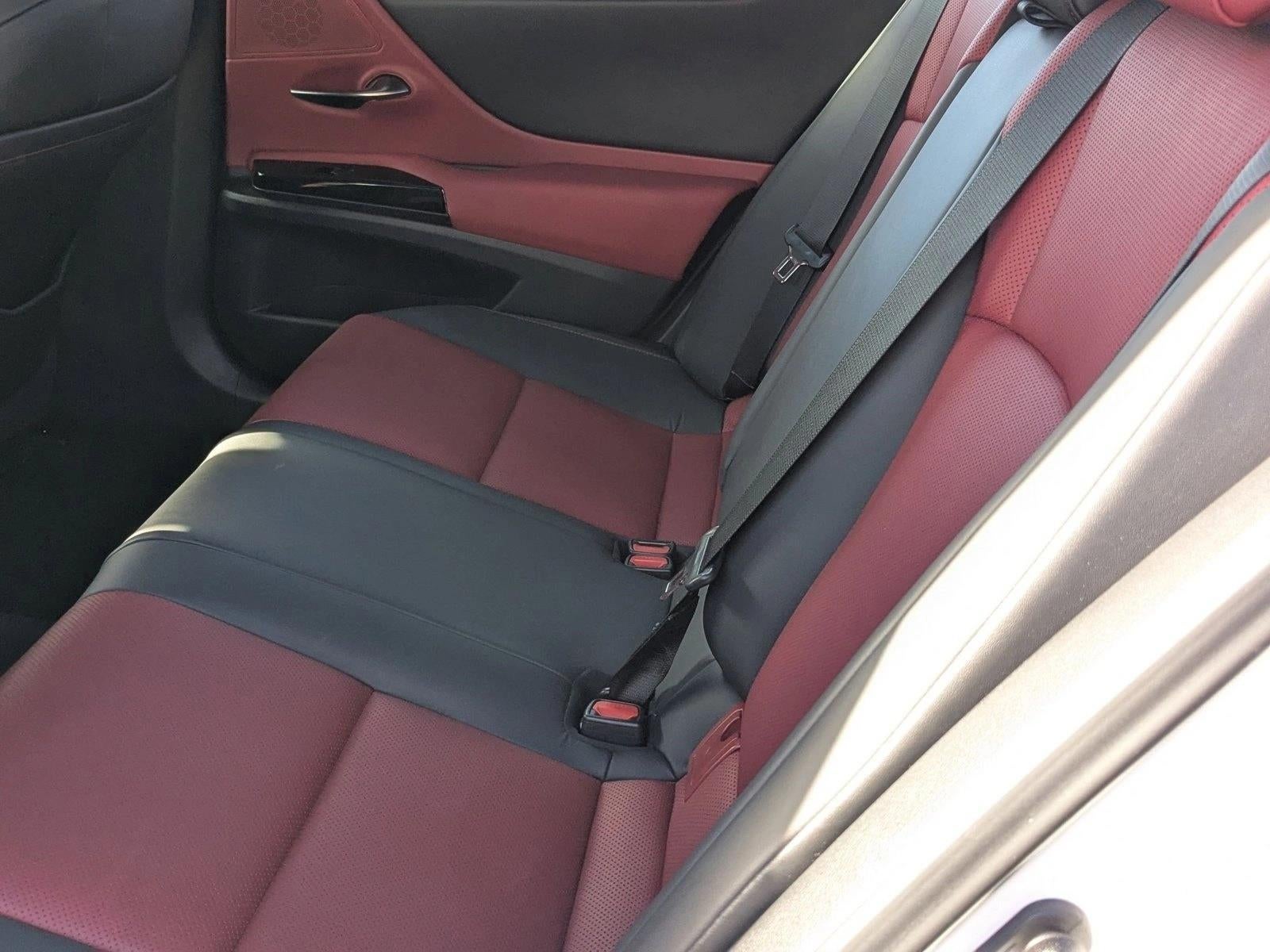 2022 Lexus ES 300h F SPORT FWD