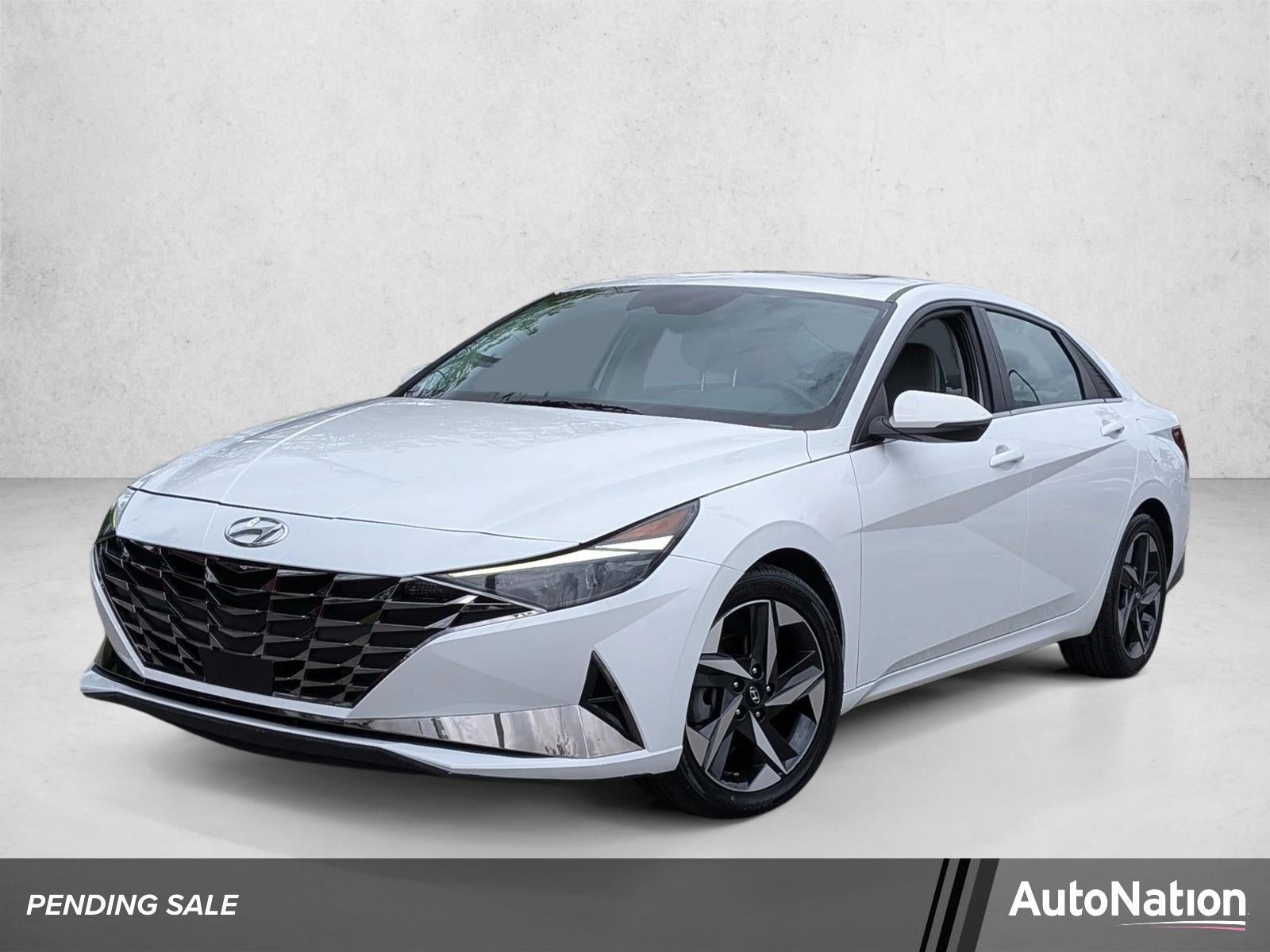 2023 Hyundai ELANTRA Limited IVT