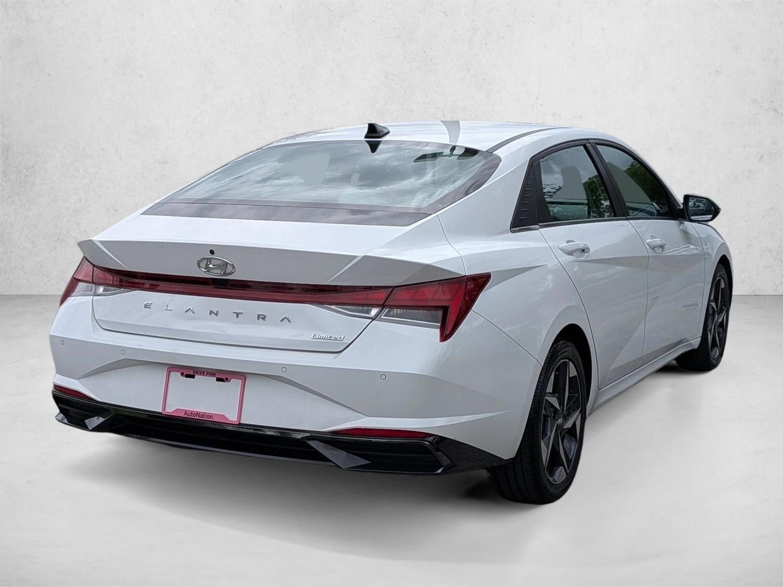 2023 Hyundai ELANTRA Limited IVT