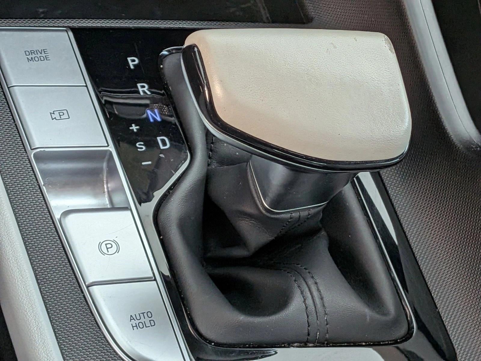 2023 Hyundai ELANTRA Limited IVT