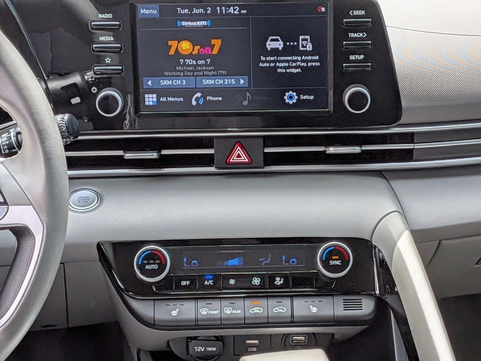 2022 Hyundai ELANTRA SEL IVT