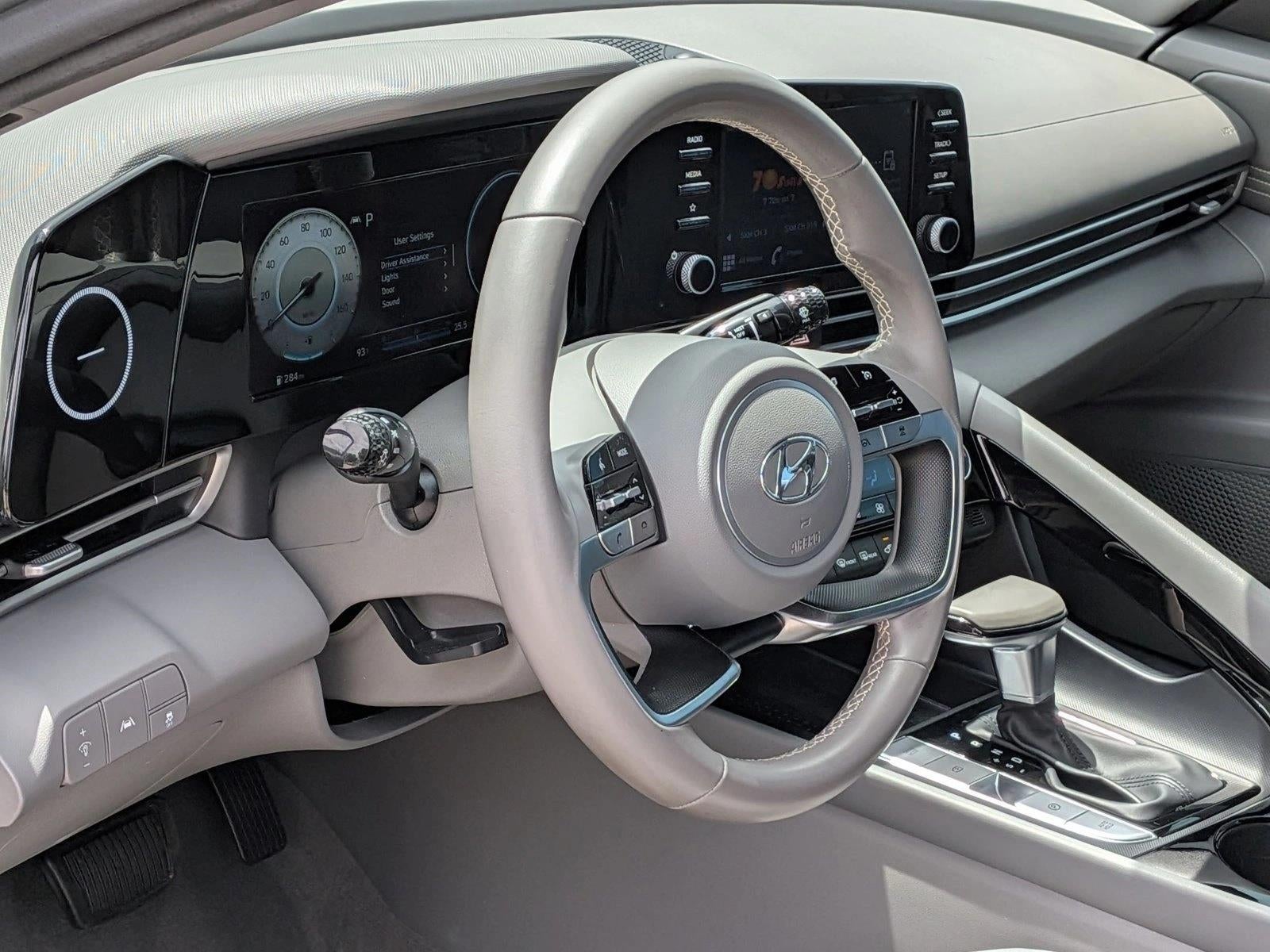 2022 Hyundai ELANTRA SEL IVT