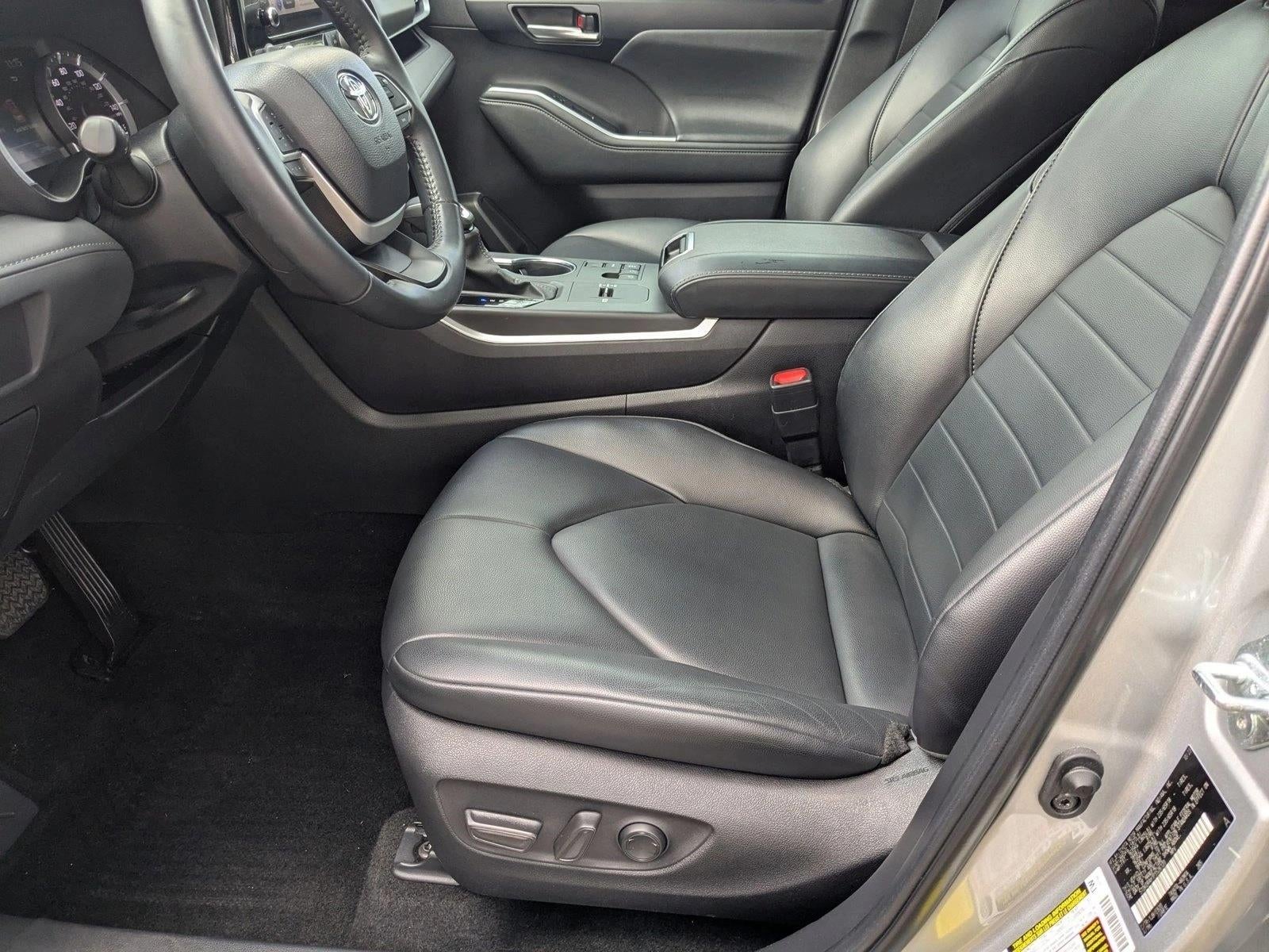 2023 Toyota Highlander XLE FWD (Natl)