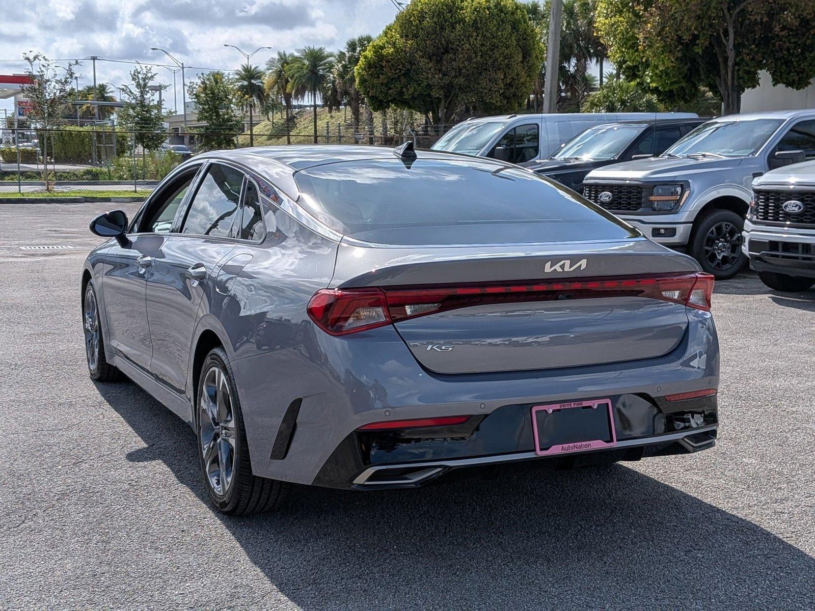 2022 Kia K5 EX Auto FWD